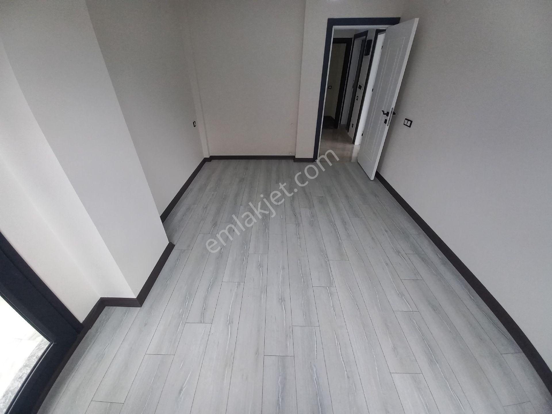 Didim Efeler Mah Merkezi Konumda Satılık 1+1 Ara Kat Daire - Görsel 12