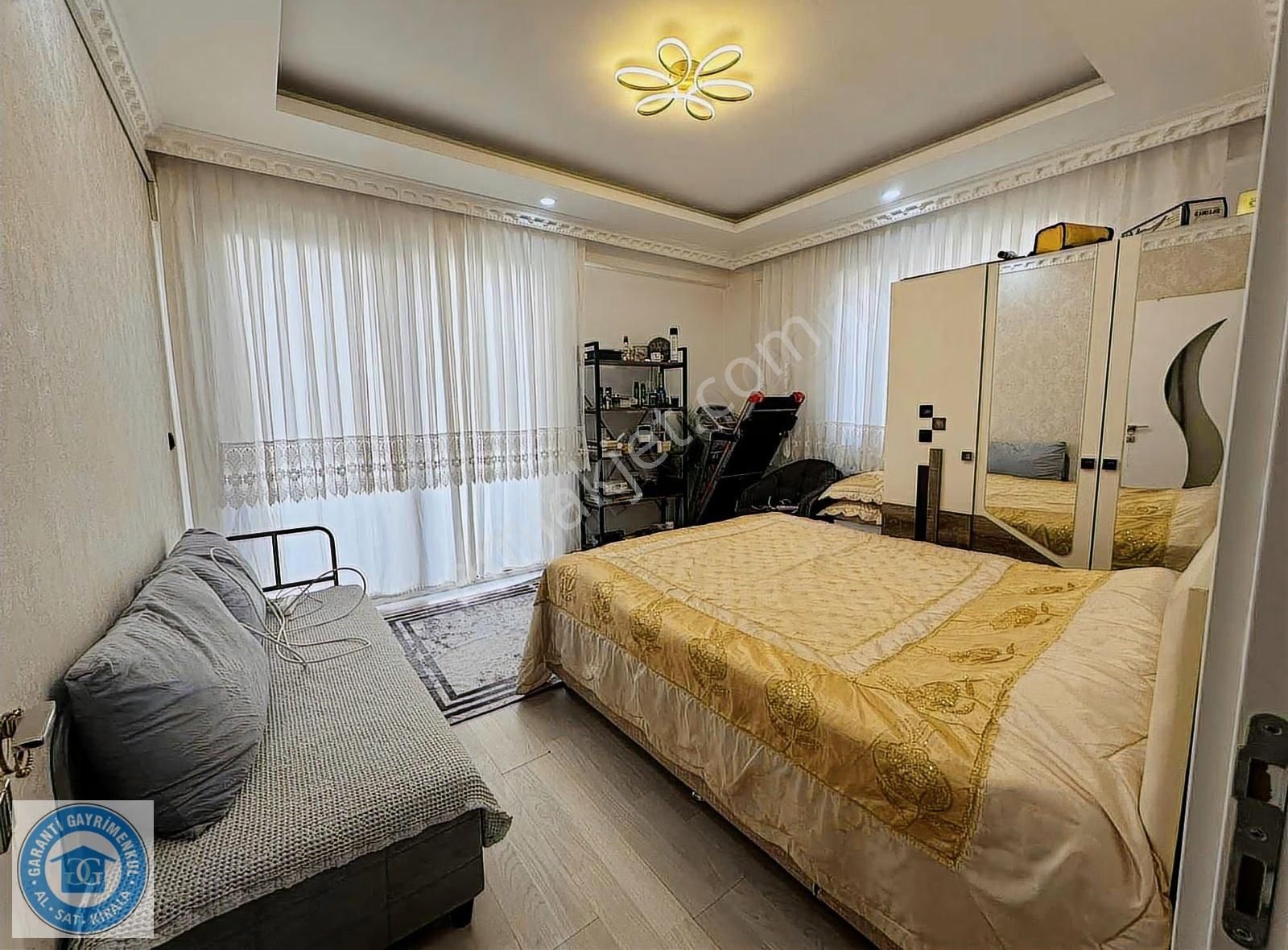 Gürdoğan Mahallesinde Satılık Havuzlu Dubleks - Görsel 2