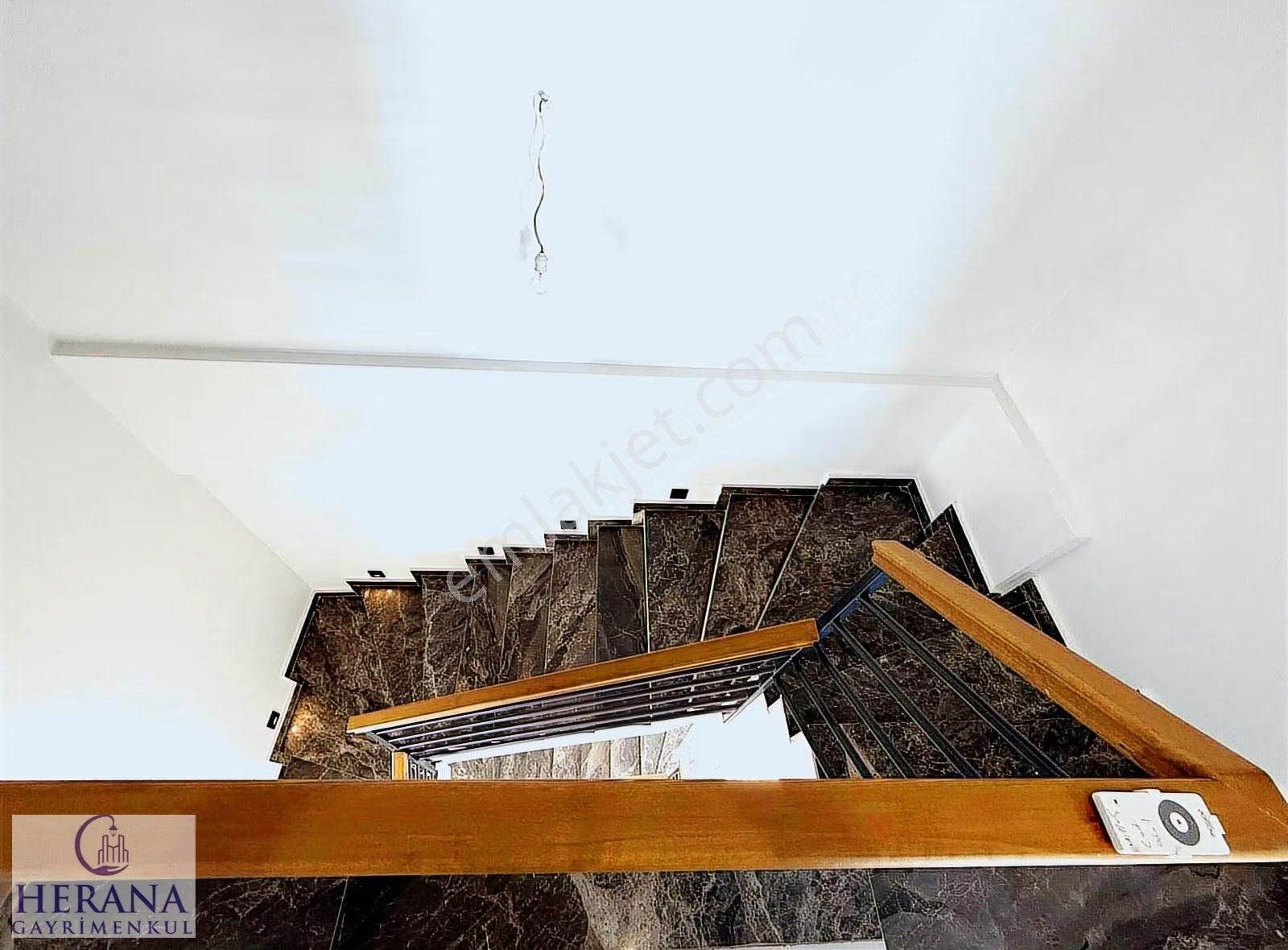 Ölüdeniz, Hisarönü Merkezi Konumda Satılık Müstakil Lüks Villa - Görsel 32