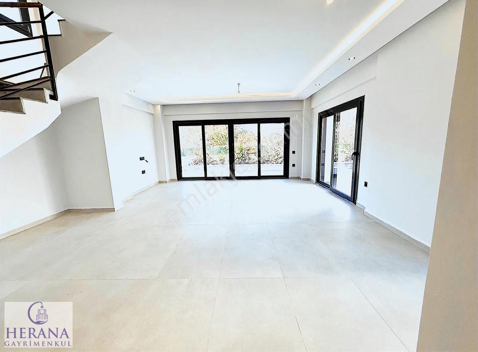 Ölüdeniz, Hisarönü Merkezi Konumda Satılık Müstakil Lüks Villa - Görsel 19