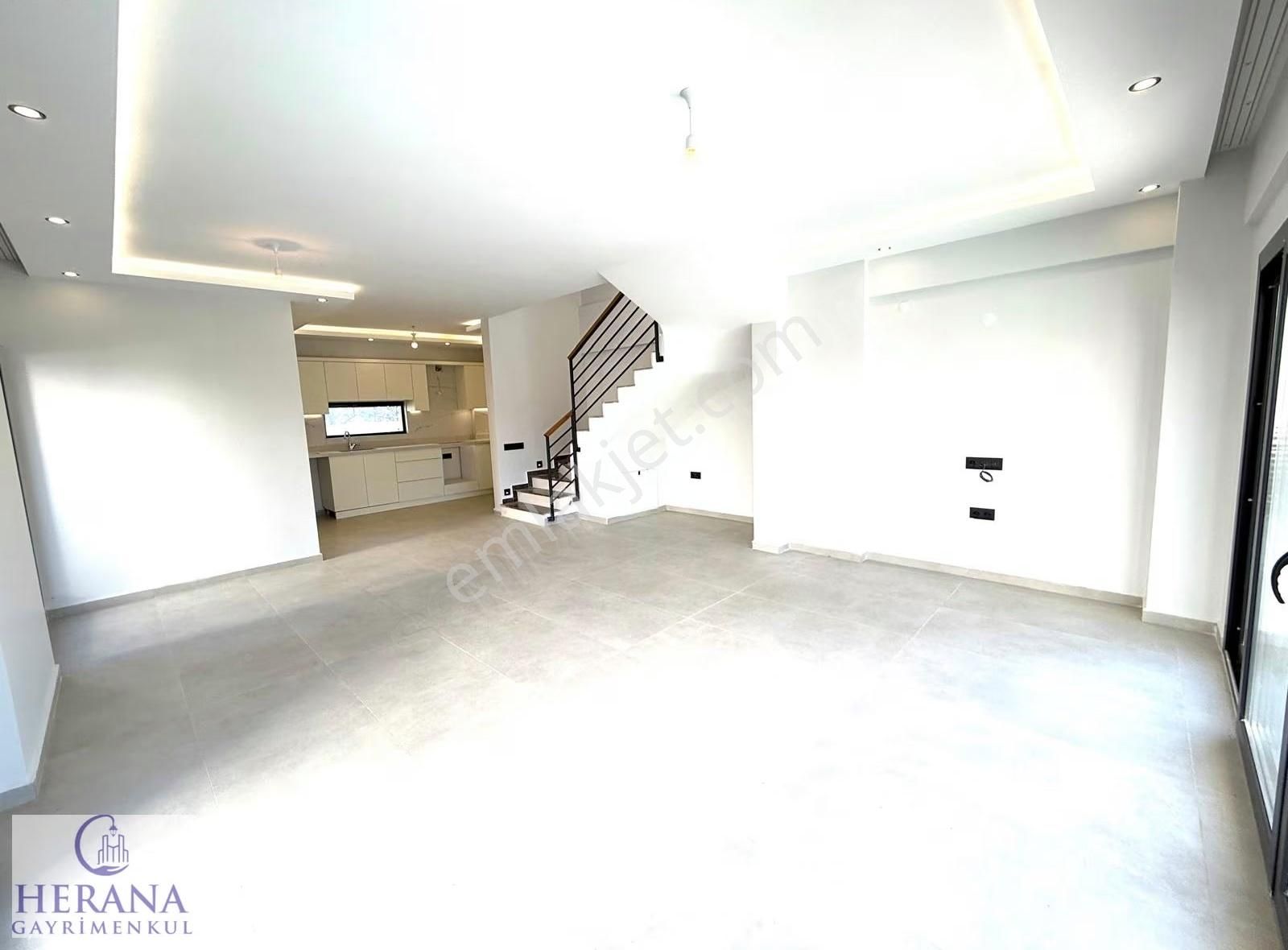 Ölüdeniz, Hisarönü Merkezi Konumda Satılık Müstakil Lüks Villa - Görsel 13
