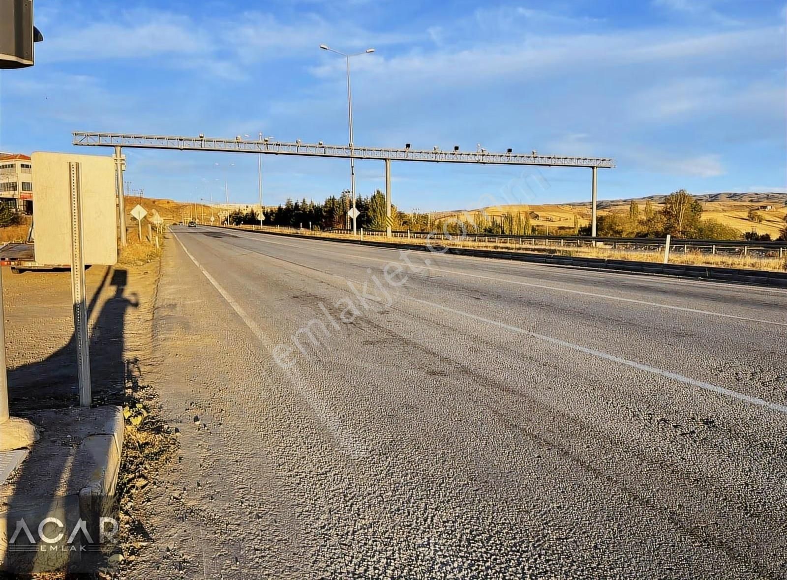 Acar Emlak"tan Süper Konumda 200 M2 Sanayi Arsası Uygun Fiyata