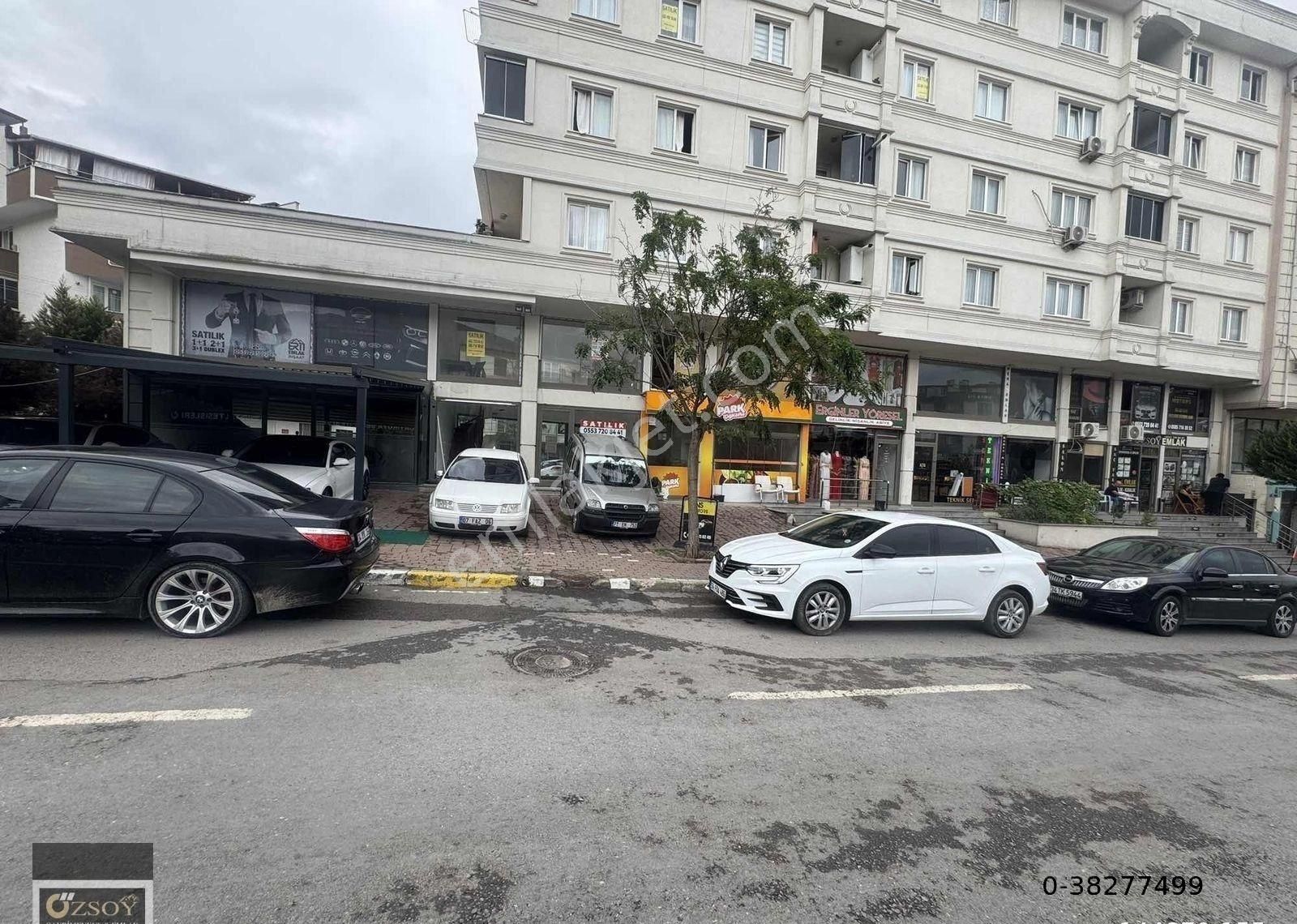 Özgürlük Mah'si Uğurmumcu Caddesin'de Satılık 3 Katlı Dükkan - Görsel 31