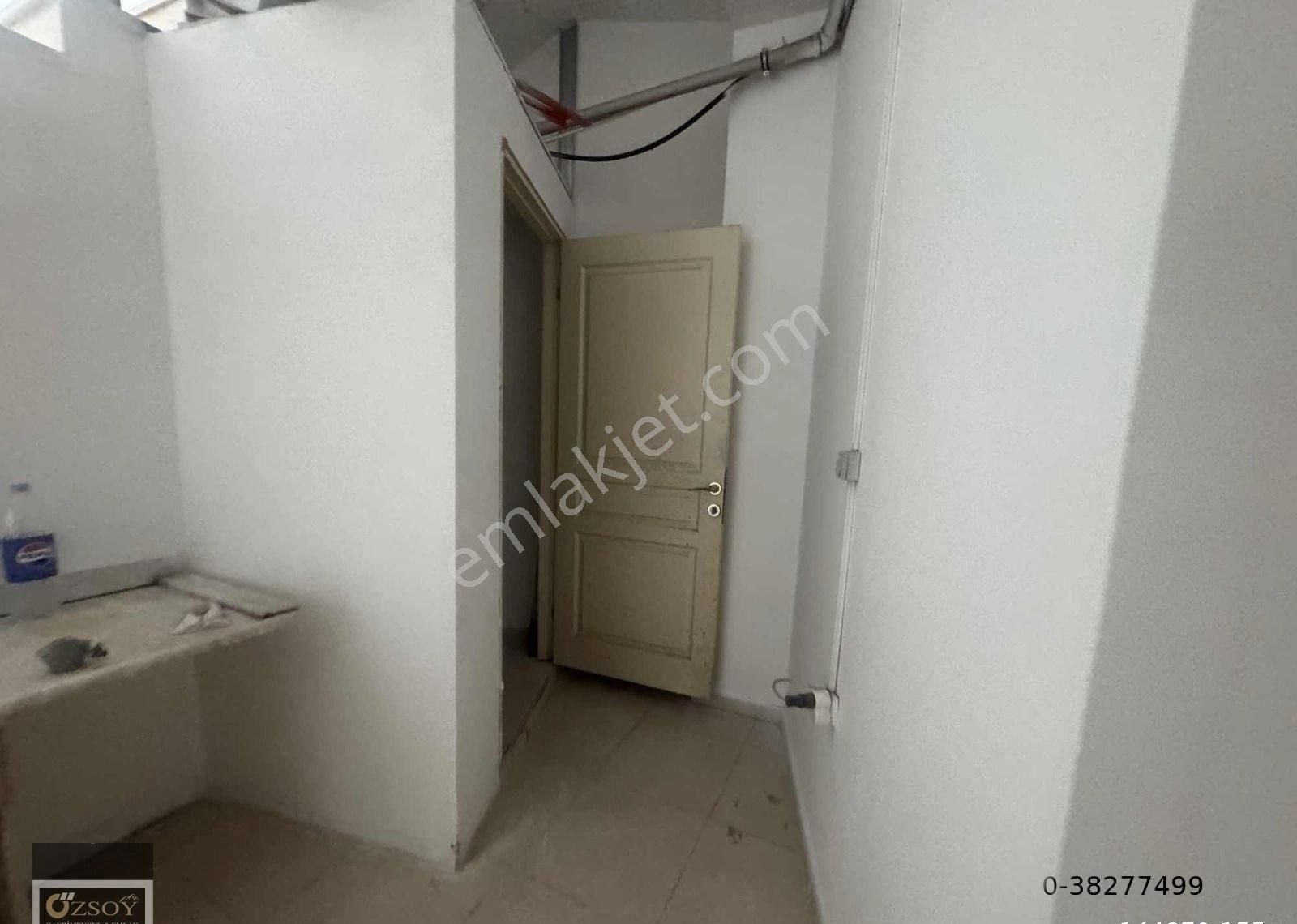 Özgürlük Mah'si Uğurmumcu Caddesin'de Satılık 3 Katlı Dükkan - Görsel 11