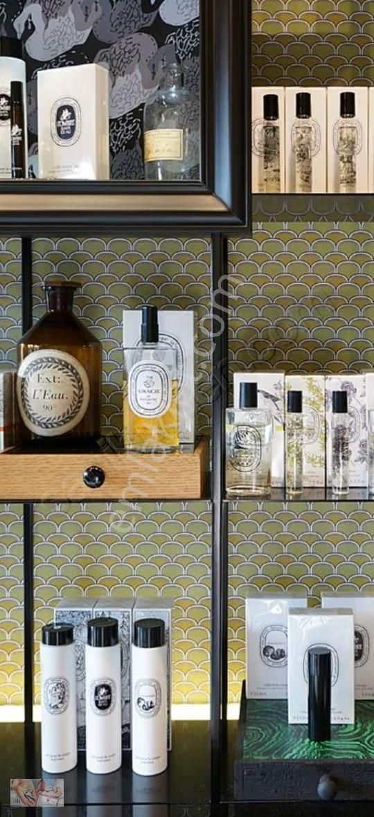 Devren Kiralık 3 Metre Kare Parfüm Standı