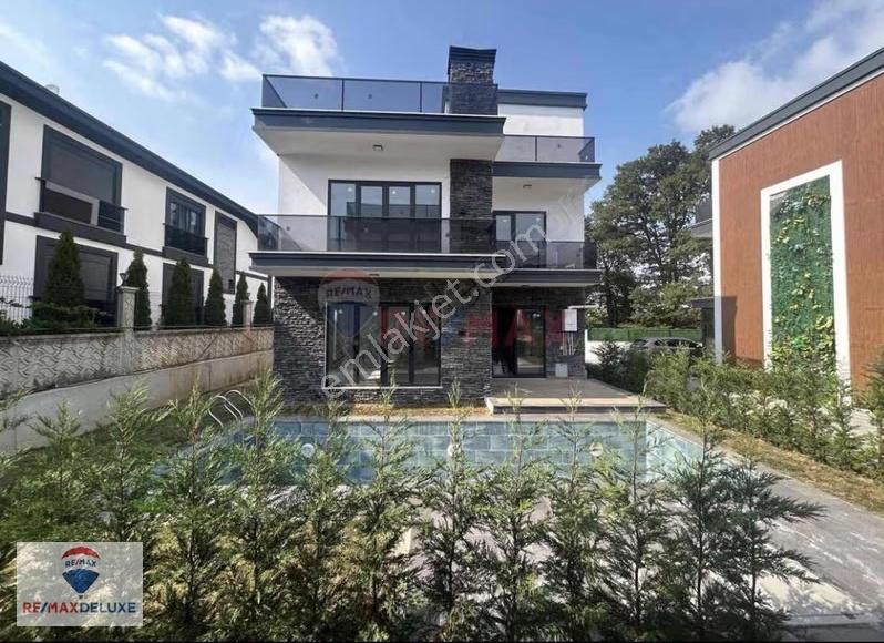 Sarımeşede Satılık 5+1 Tripleks Havuzlu Villa - Görsel 3