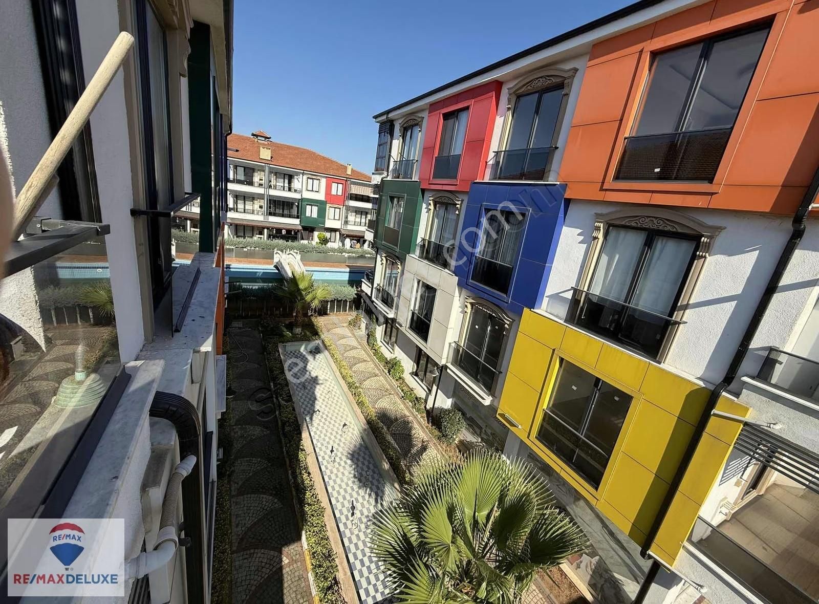 Sakarya/karasu Aziziye Mah'sinde Sarı Konakların'da 2+1 Eşyalı S - Görsel 3