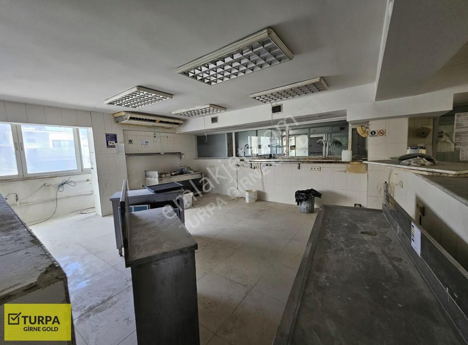 Basmane'de Tüm Sektörlere Uygun 640 M² Tek Parça Kiralık Ofis - Görsel 11