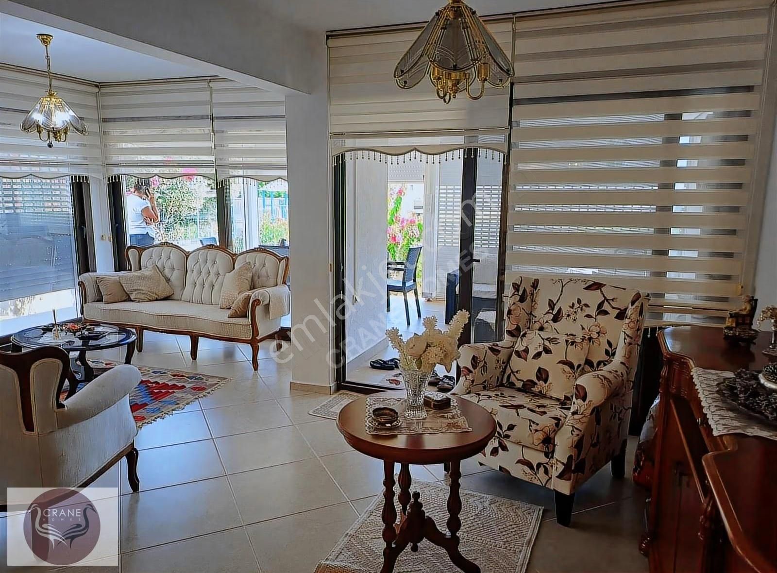 Yahşi Plajlı Sitede 4+1 Bahçe Kullanımlı Bakımlı Villa - Görsel 3