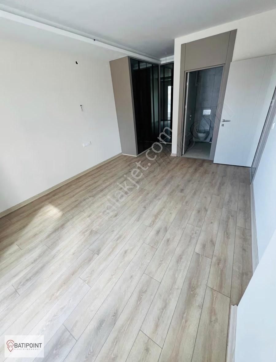 Yeni Batı Mabeyn Konutlarında Satılık Giriş Kat 4+1 Sıfır Daire - Görsel 2