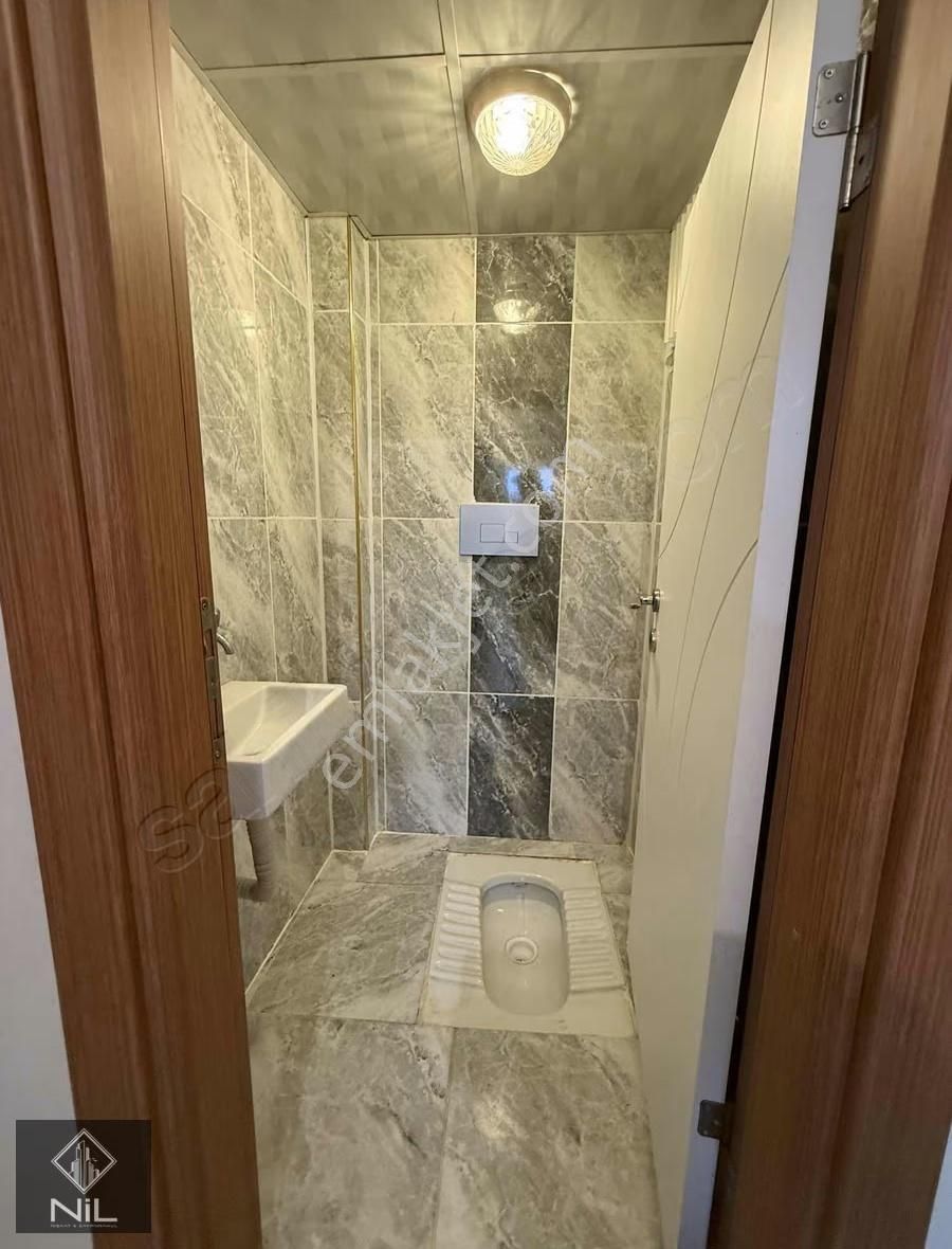 Merkezi Konumda 2+1 Ön Cephe Yüksek Giriş Daire Kombili İskanlı