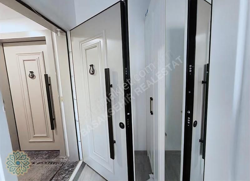 Som Sakura Rezidans'ta Geniş Eşyalı 2+1 Satılık Daire - Görsel 4