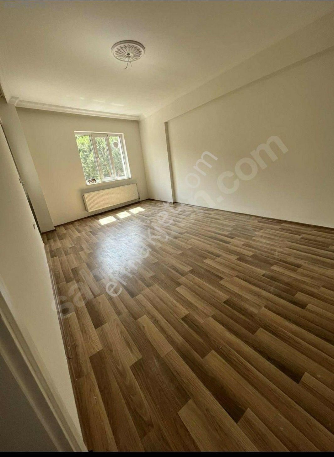 Biga Merkezi Konumda Kiralık Daire - Görsel 2