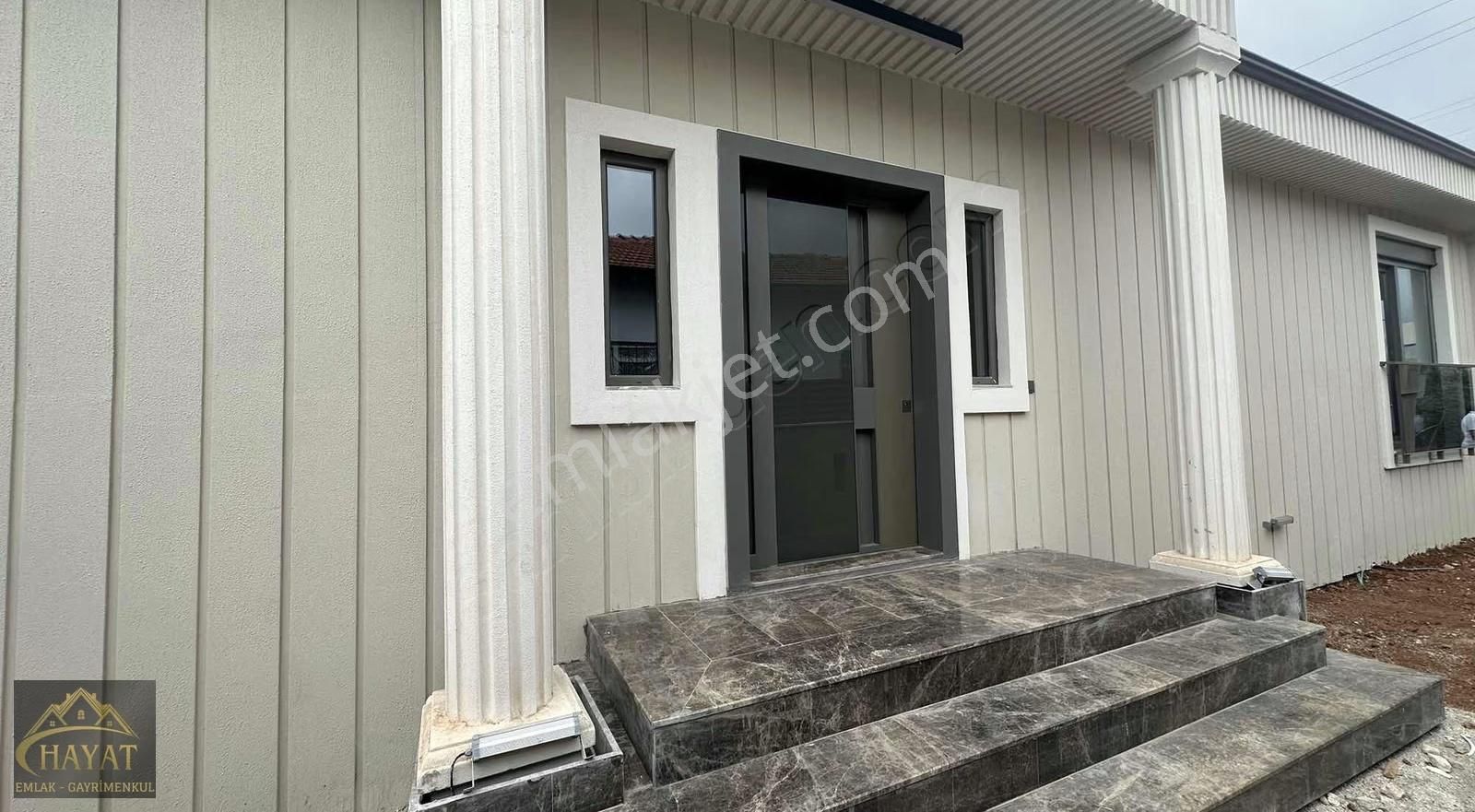 Döşemealtı Merkezde 3+1 Geniş Villa - Görsel 10