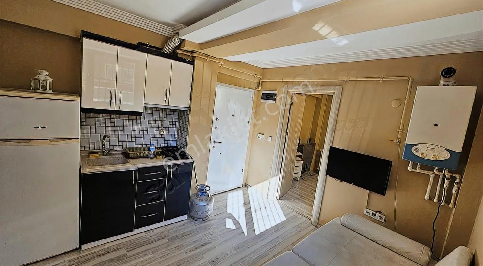 Buca Tınaztepe Hastane Yakını 2+0 Eşyalı Kiralık Daire - Görsel 3