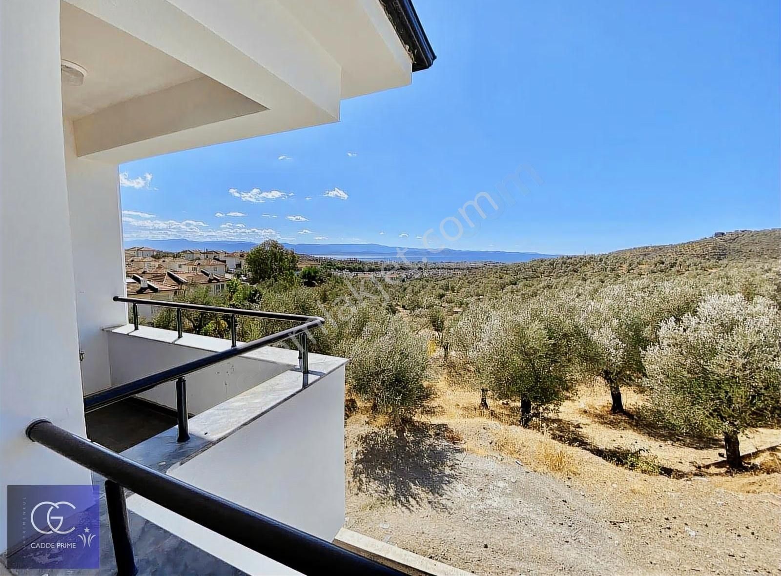 Cadde'den Güre'de Panaromik Deniz Manzaralı 4+1 Sıfır Villa - Görsel 15