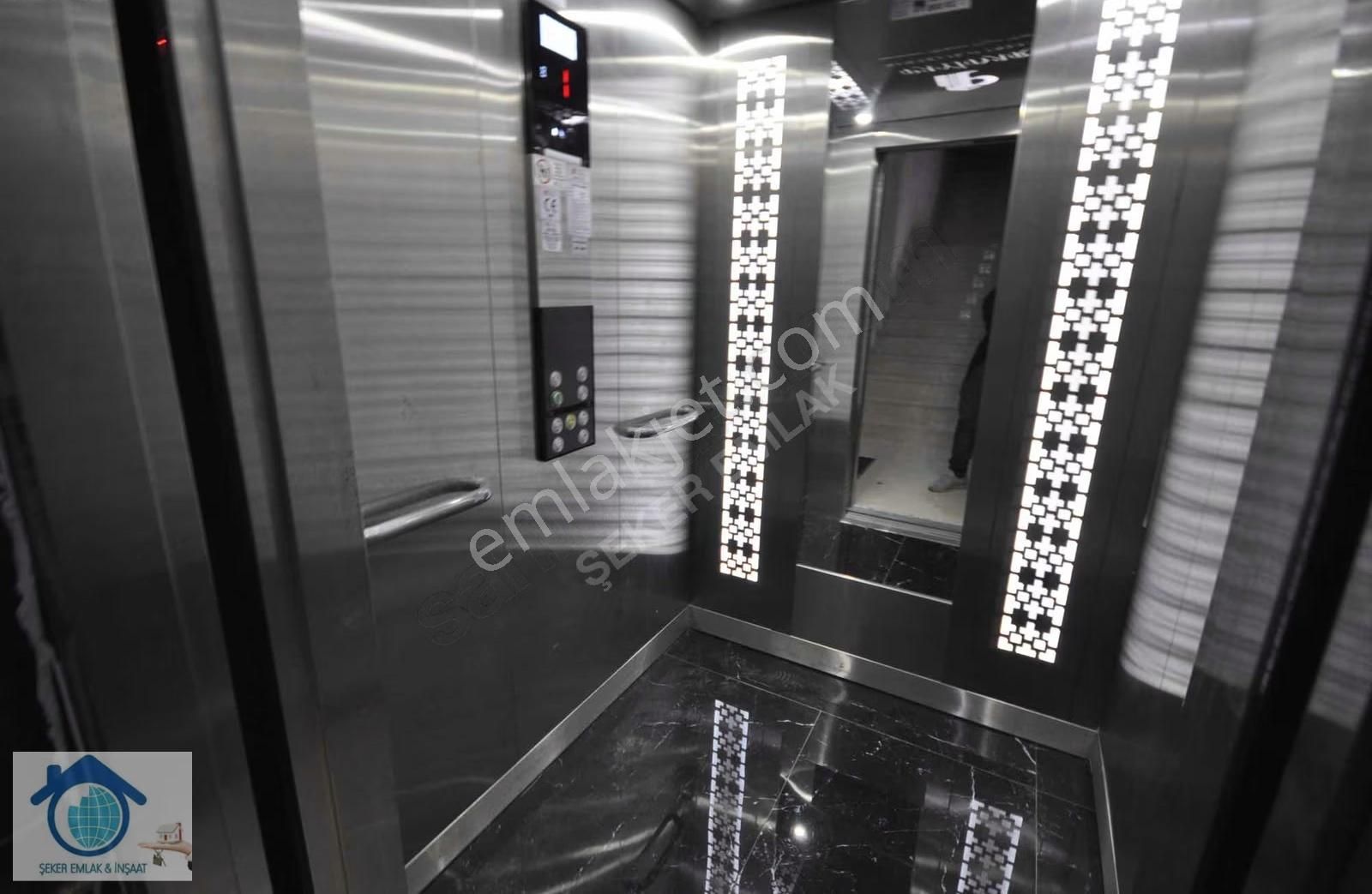 Sarılarda Manzaralı Asansörlü Araç Takasli 4+1 Dubleks