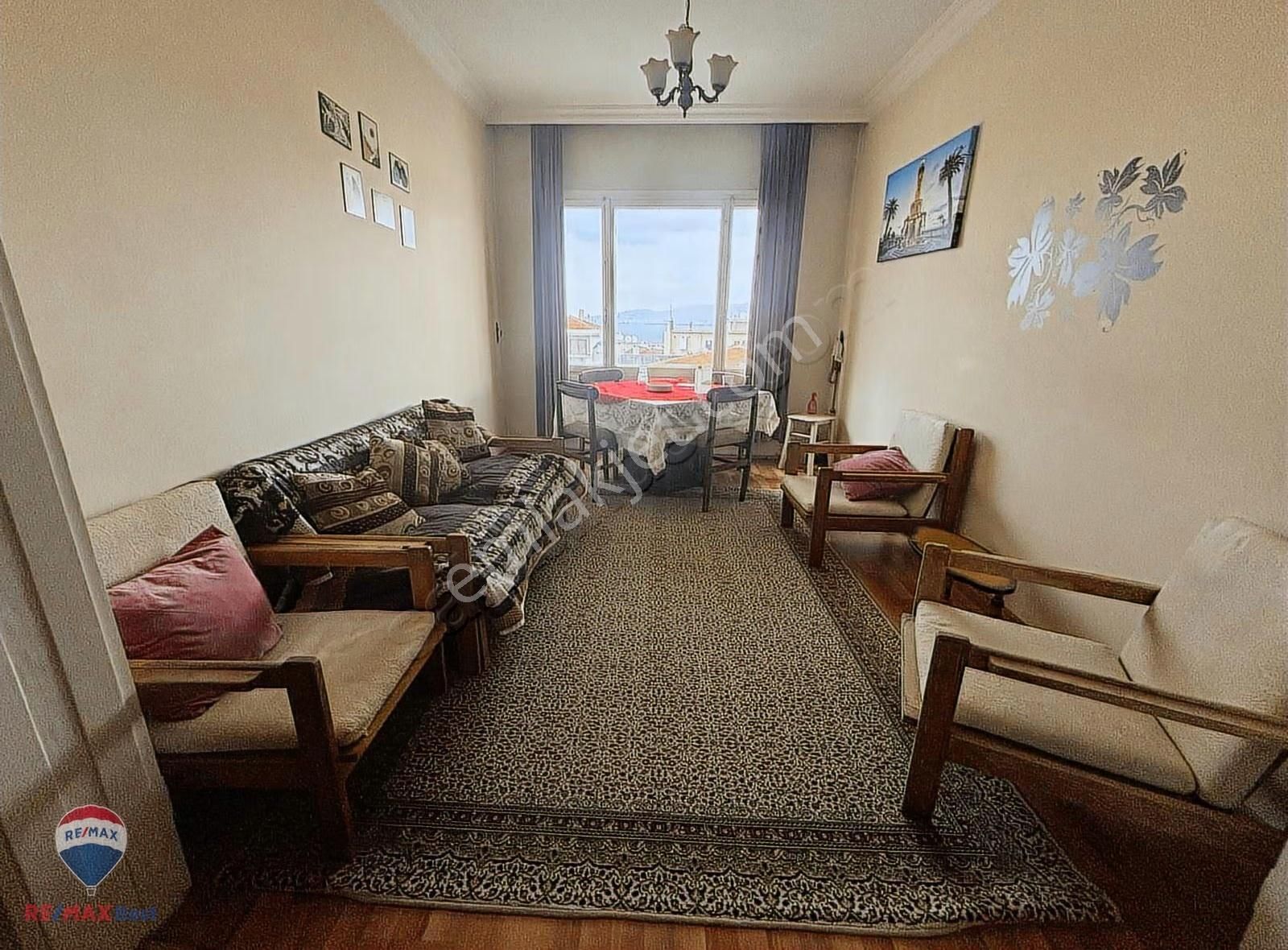 Hatay 155 Sokakta Deniz Manzaralı Klasik Satılık 2+1 Daire - Görsel 9