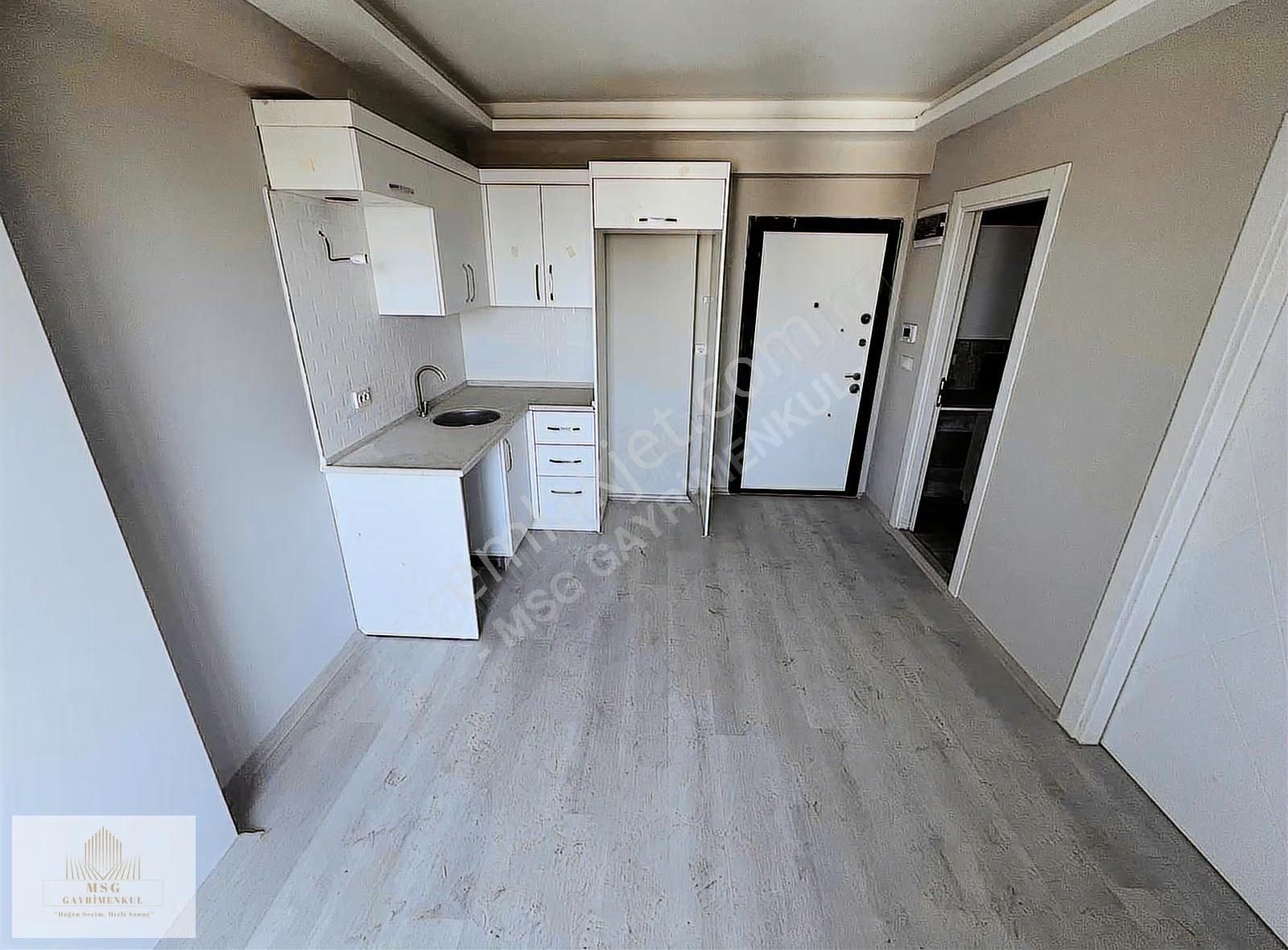 Msg'den Havuzlu Site İçerisinde Üniversite Karşısı 1+1 - Görsel 16