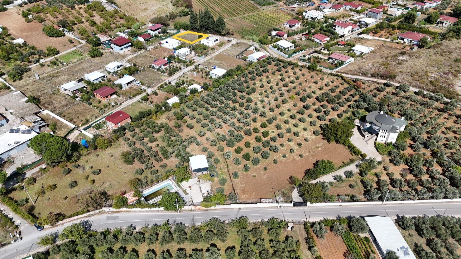 Torbalı Demircide 400 M2 Hisse Tapulu Köşe Arsa Ulaşıma Yakın Elektrik Su Var İzmir