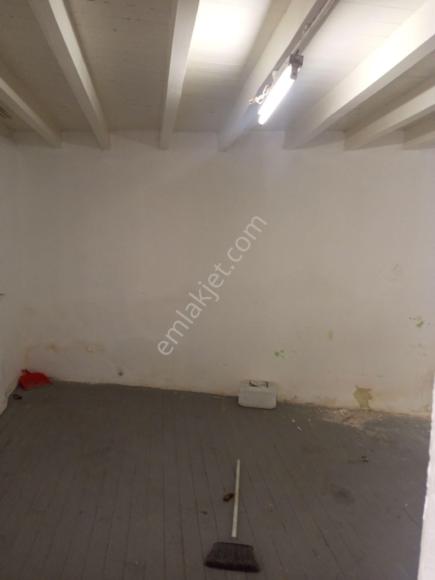 Merkezde Satılık 6+1 Müstakil Ev - Görsel 13