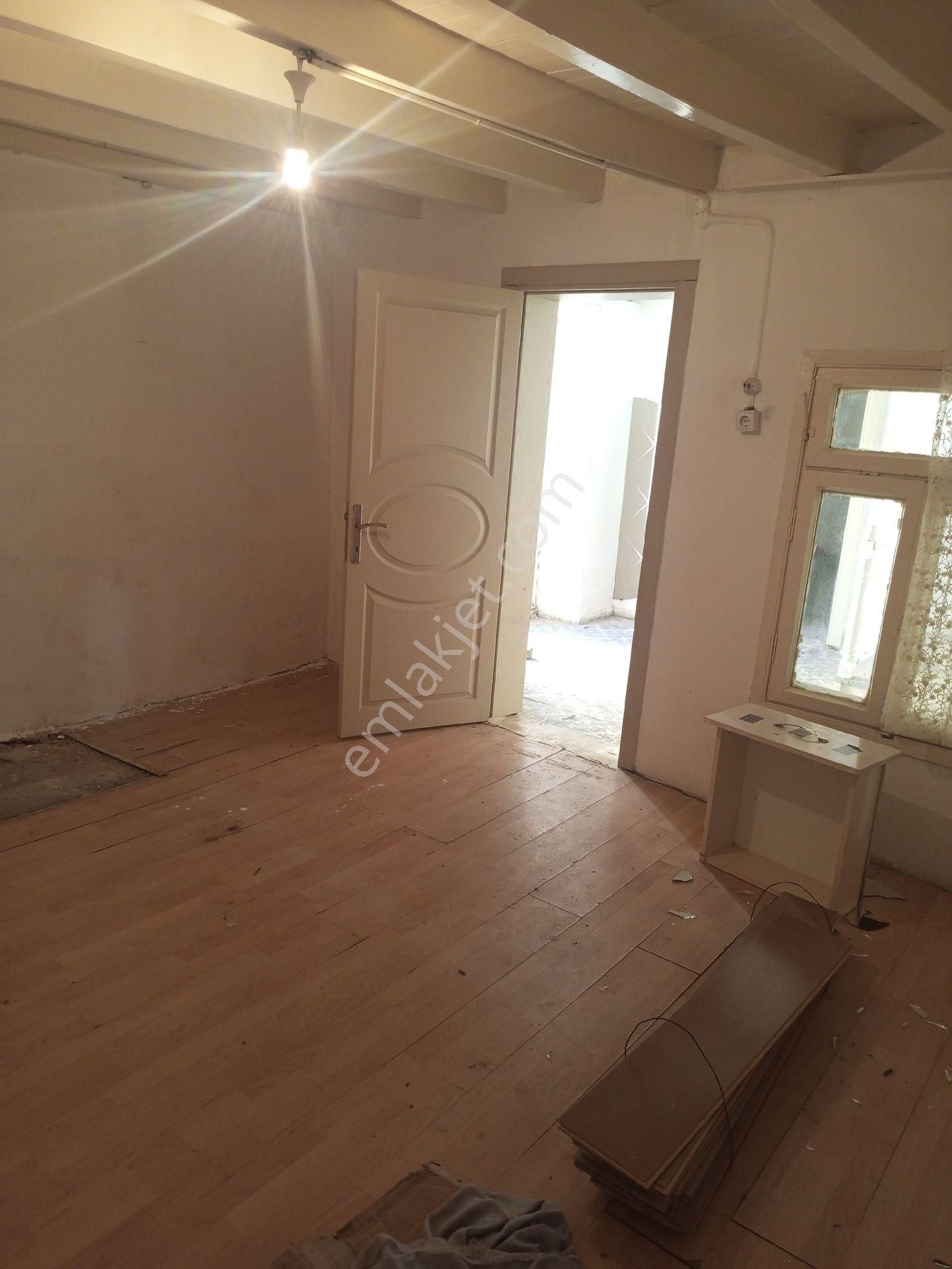 Merkezde Satılık 6+1 Müstakil Ev - Görsel 9