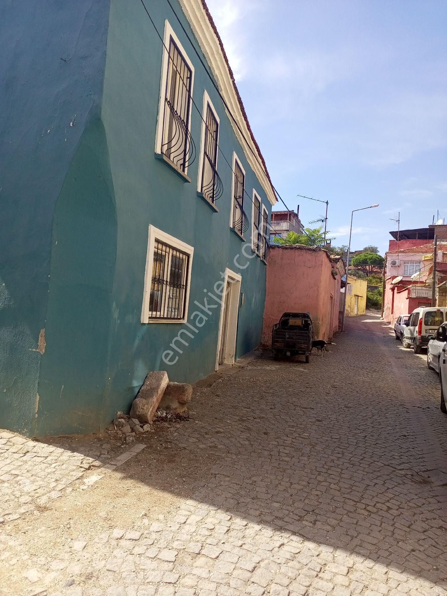 Merkezde Satılık 6+1 Müstakil Ev - Görsel 5