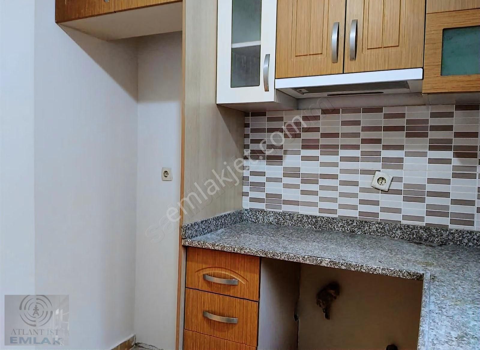 Kayışdağı Dörtyol Işıklarda 1+1 Bakımlı Kombili Kapalı Mutfaklı - Görsel 2