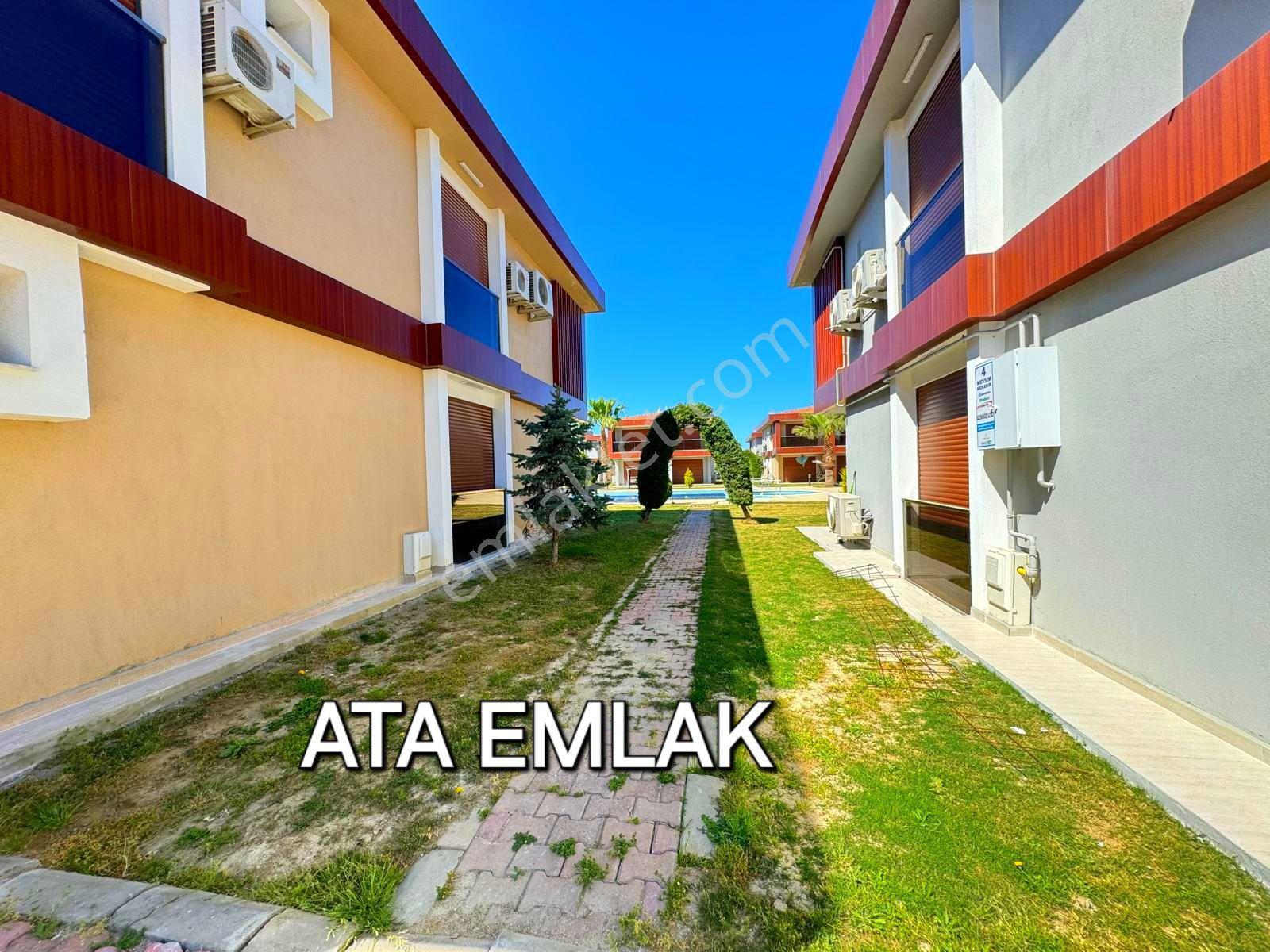 Kuşadasında Plaja Çok Yakın Havuzlu Sitede Otoparklı Bahçeli Villa - Görsel 22