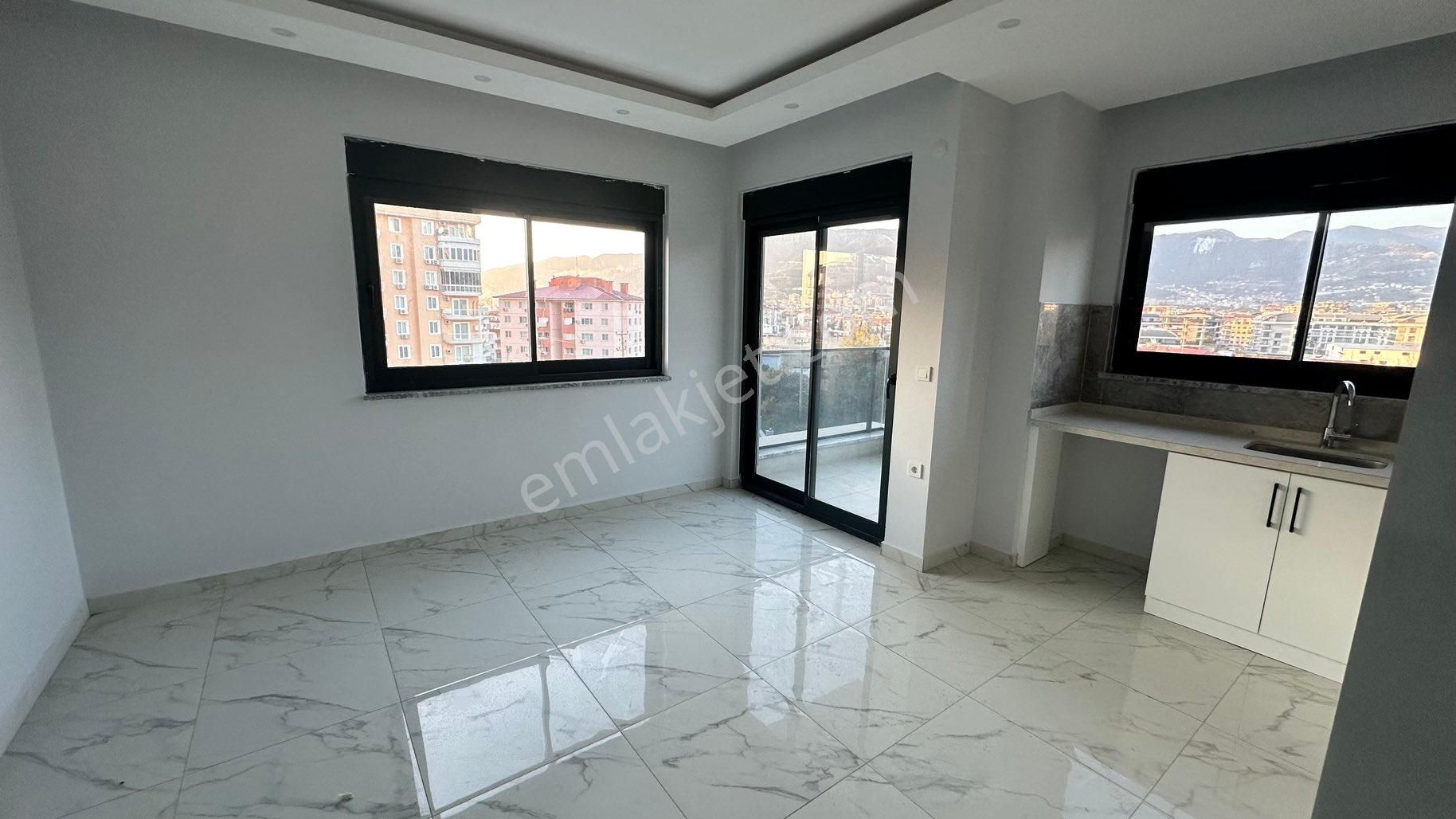 Alanya Tosmur Da 1+1 Kiralık Sıfır Daire - Görsel 7