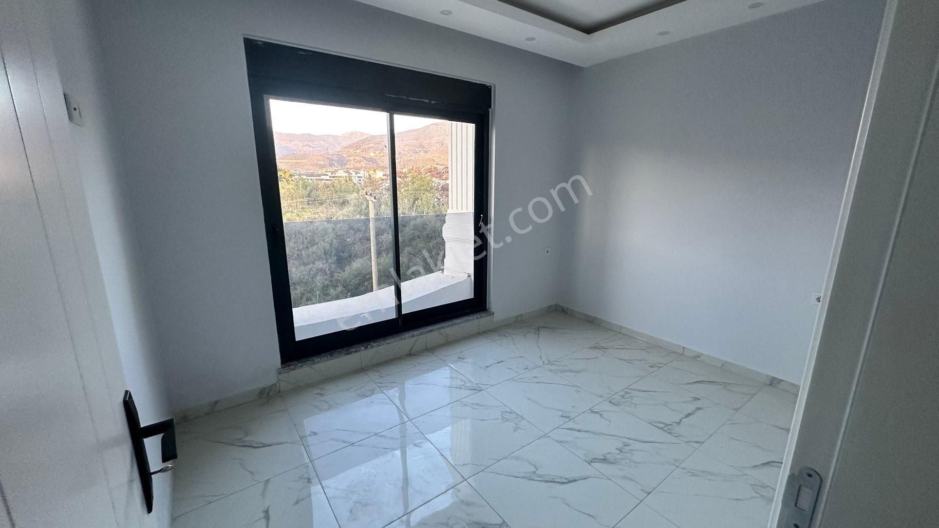 Alanya Tosmur Da 1+1 Kiralık Sıfır Daire - Görsel 9