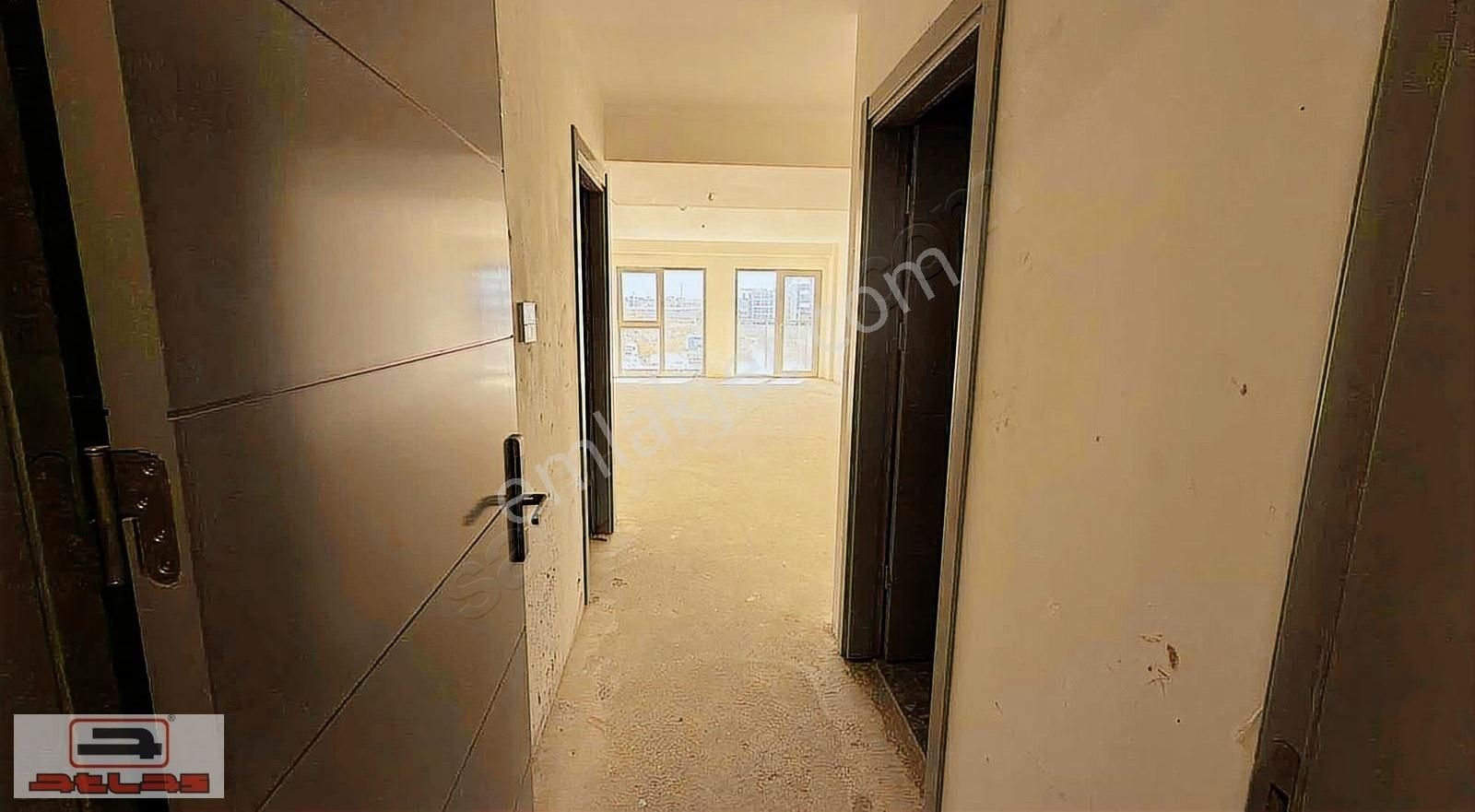 Atlas'tan Tamgün Office Projesinde 1+0 57m2 Sıfır Ofis No:48-49 - Görsel 14