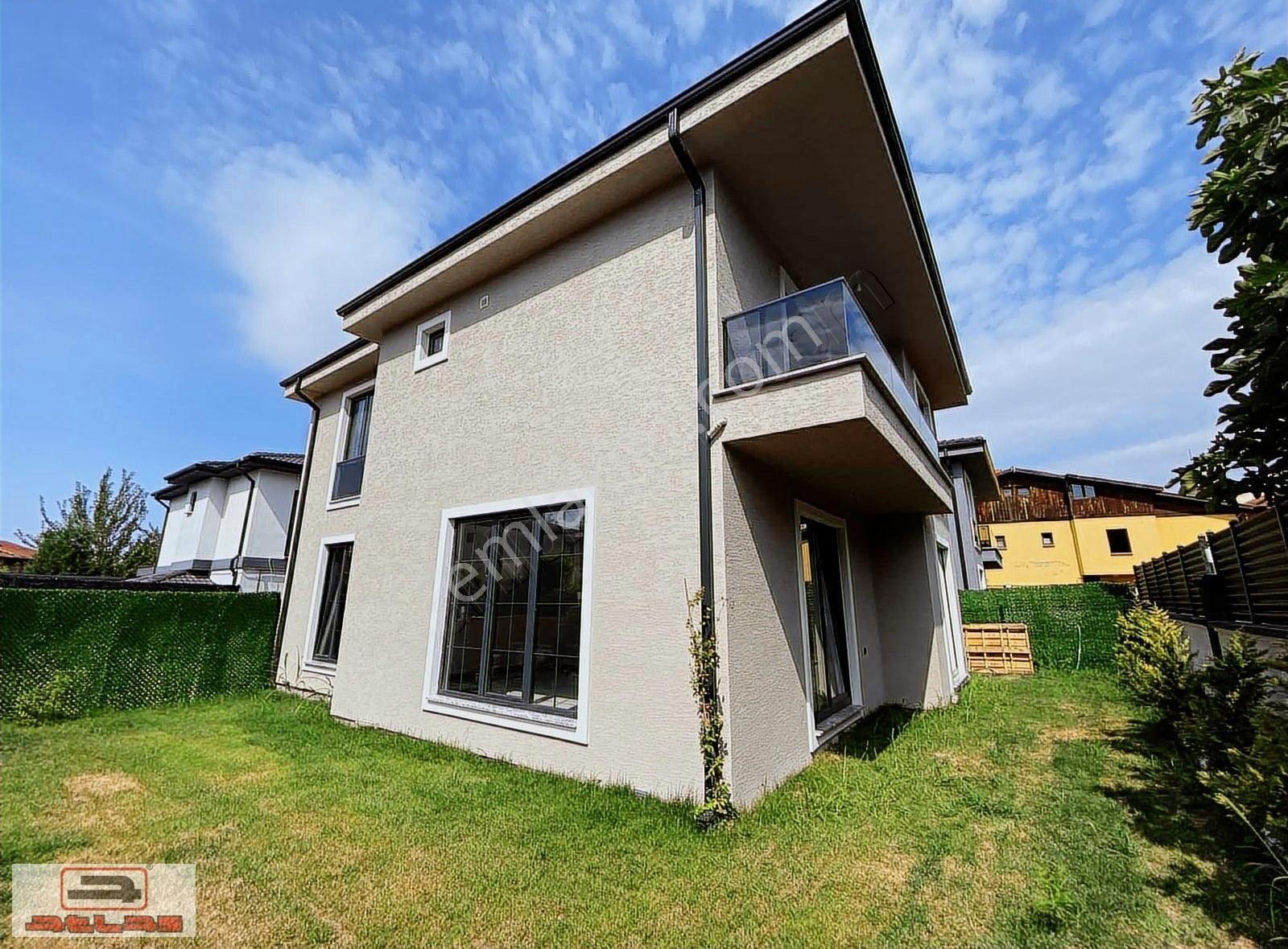 Atlas Emlak Sapanca Satılık Müstakil Özel Bahçeli Villa - Görsel 30