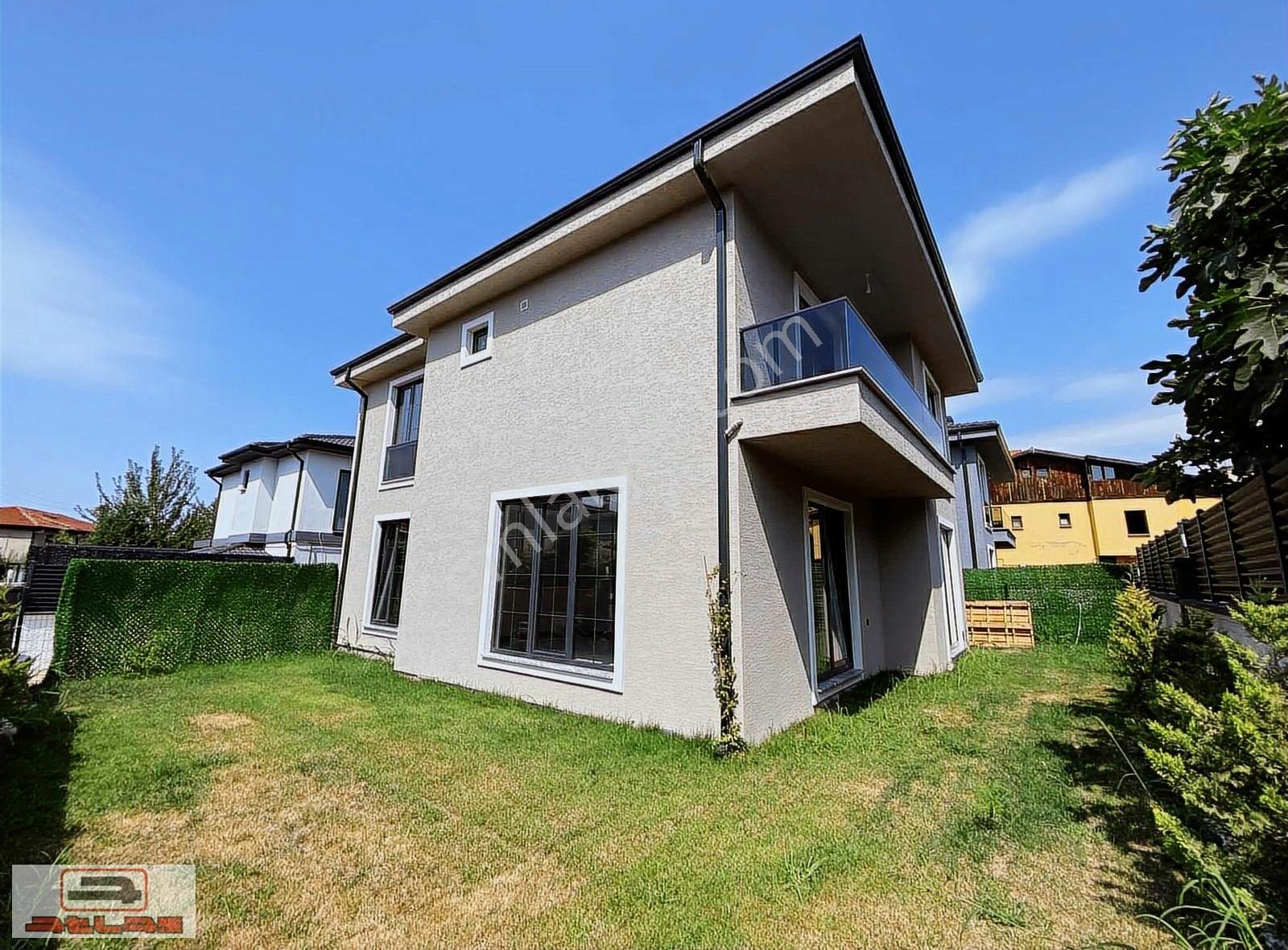 Atlas Emlak Sapanca Satılık Müstakil Özel Bahçeli Villa - Görsel 33