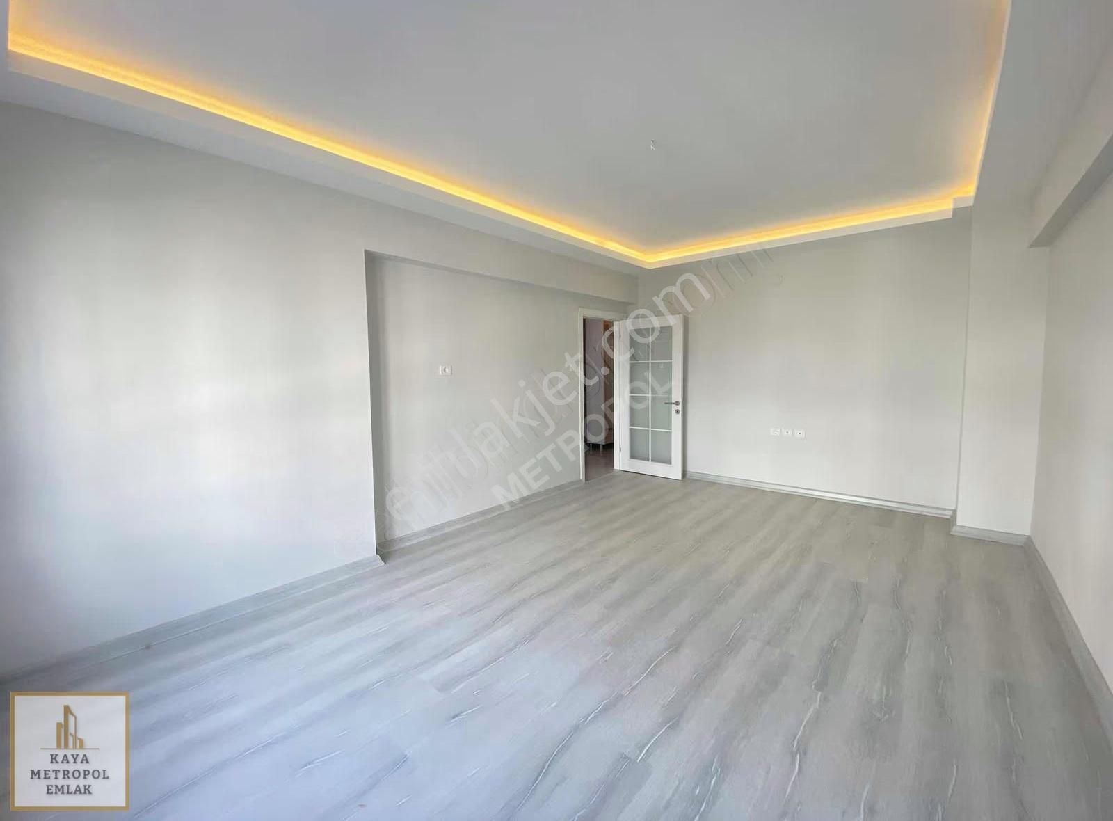 Etimesgut Piyade Mah. Ön Cephe Ful Yapılı 3+1 110m2 3+1 Daire - Görsel 8