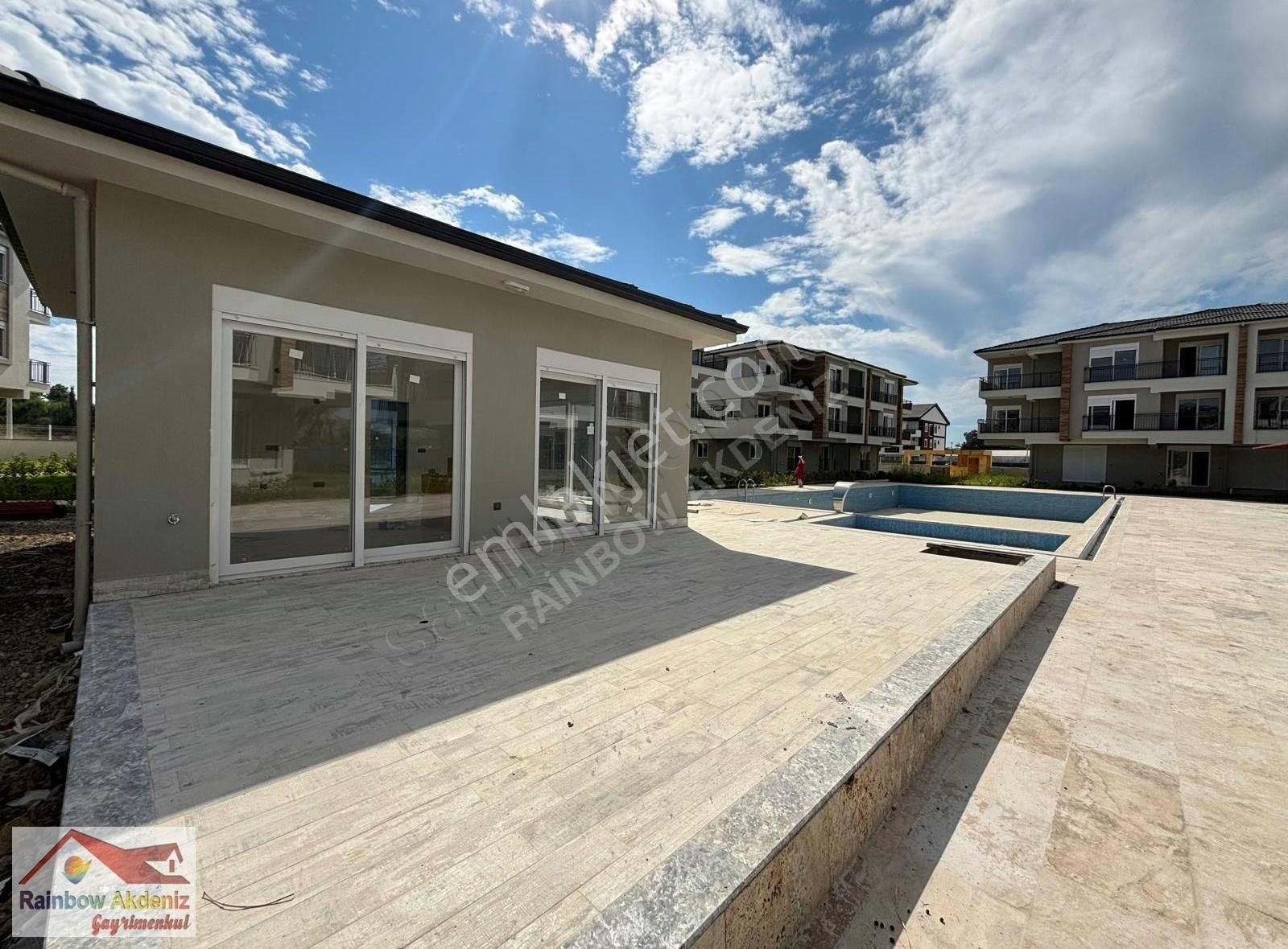 Evrenseki"de Denize 4 Km. Havuzlu, Bahçeli 1+1 Sıfır Daire - Görsel 5