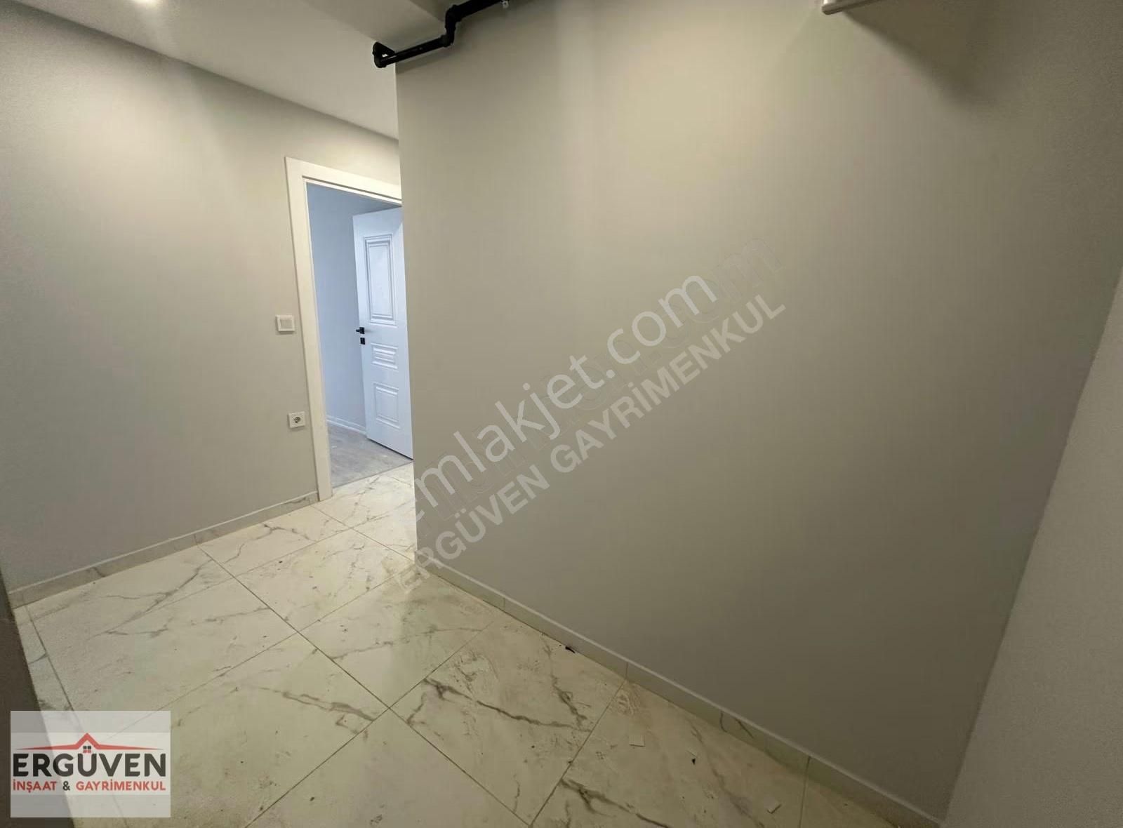 Ergüven İnşaat & Gayrimenkul Den Cennet Metrobus Dibinde 3+1 - Görsel 3