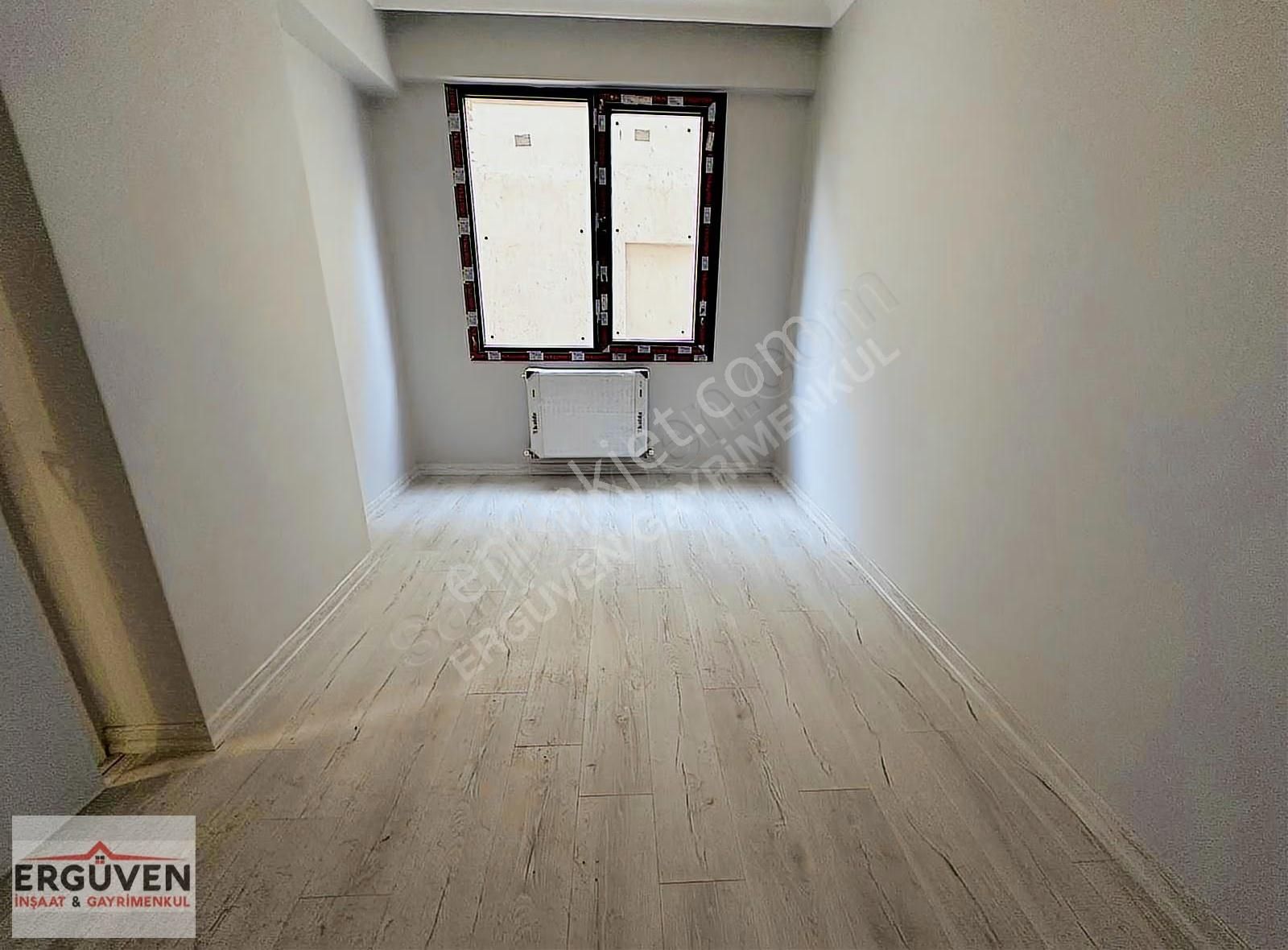 Ergüven İnşaat & Gayrimenkul Den Cennet Metrobus Dibinde 3+1