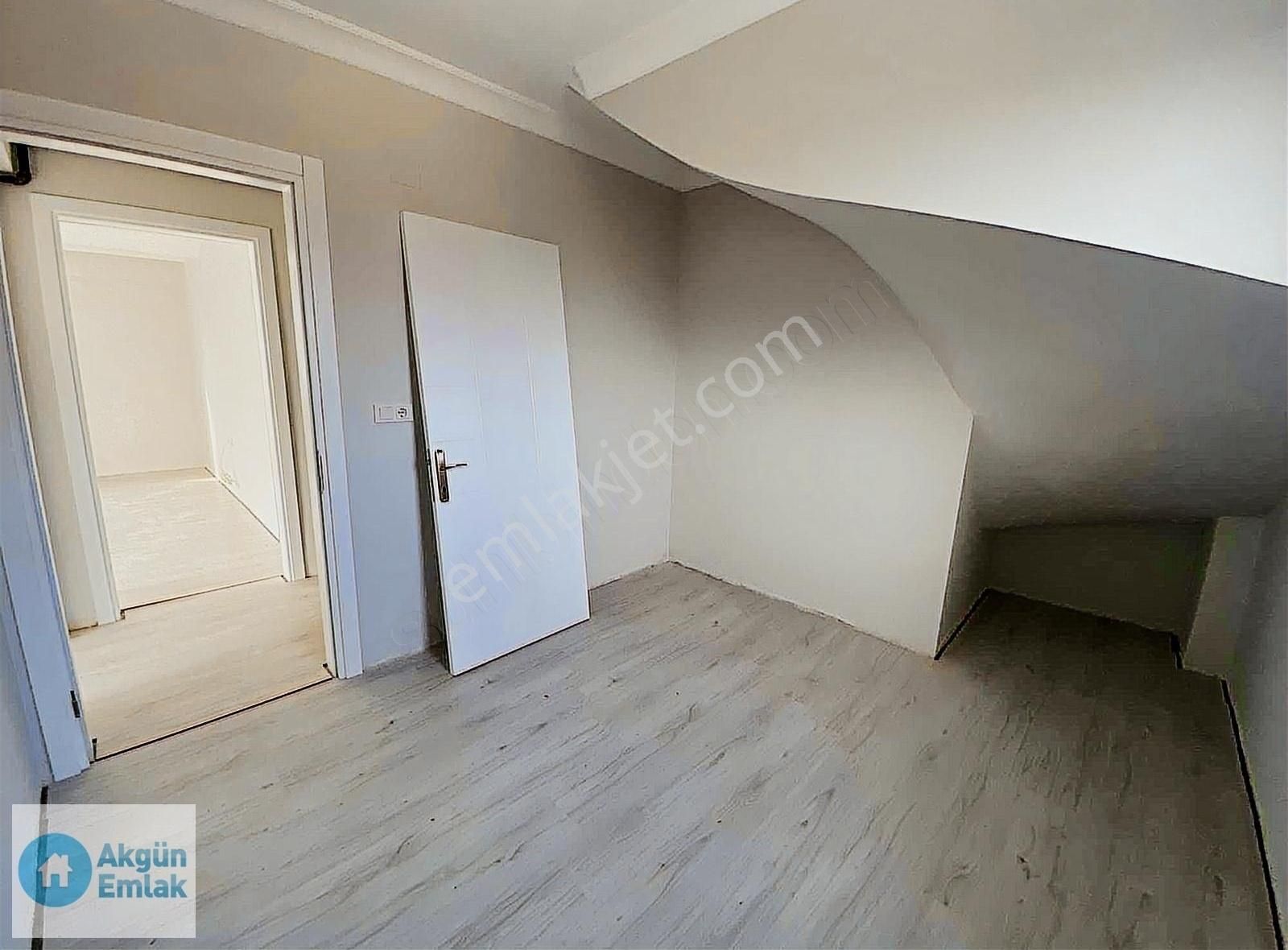 Hürriyet Mah. Akabe Camii Yakını 5+1 250 M2 Dublex Daire - Görsel 10