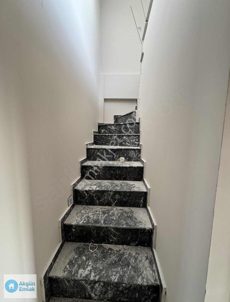 Hürriyet Mah. Kirazoğlu Hastanesi Yakını 3+1 180 M2 Dublex Daire - Görsel 15