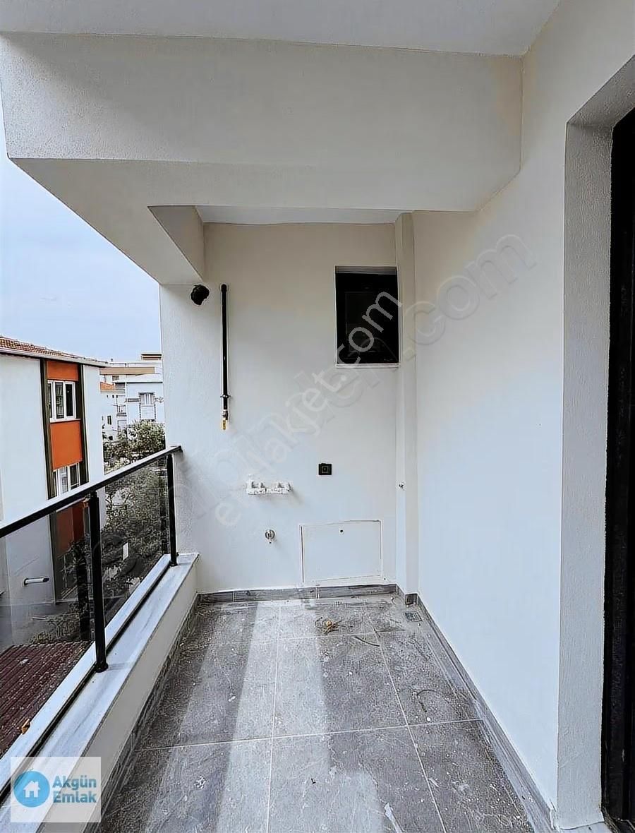 Hürriyet Mahallesi Parkhisar Yakını 2+1 80 M2 Daire - Görsel 7