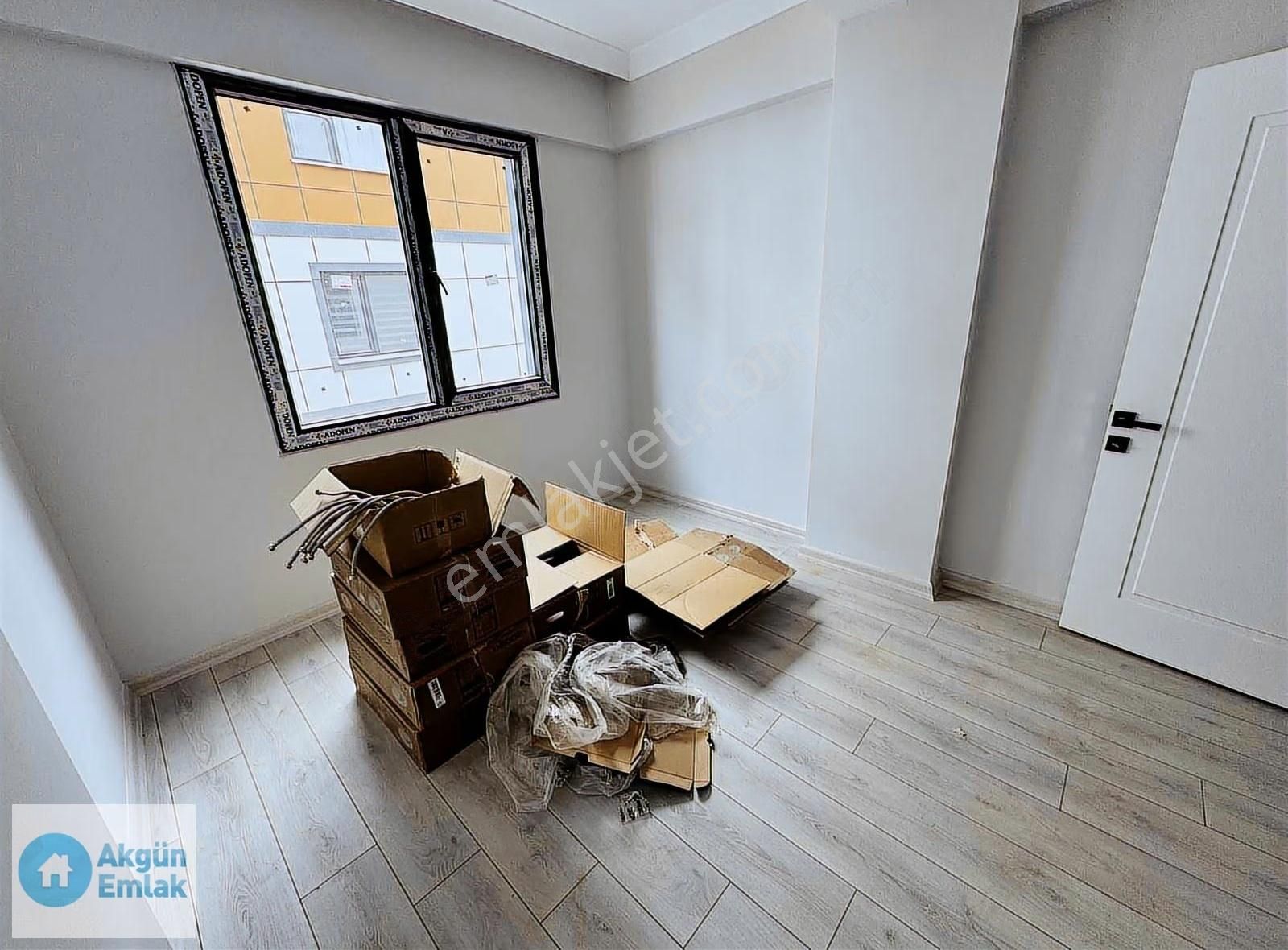 Hürriyet Mahallesi Parkhisar Yakını 2+1 80 M2 Daire - Görsel 4