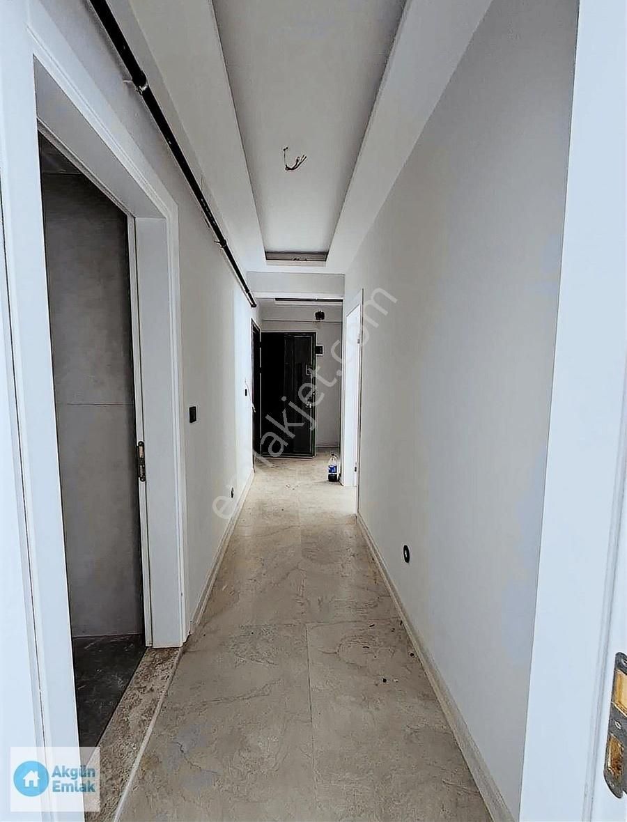 Hürriyet Mahallesi Parkhisar Yakını 2+1 80 M2 Daire - Görsel 2