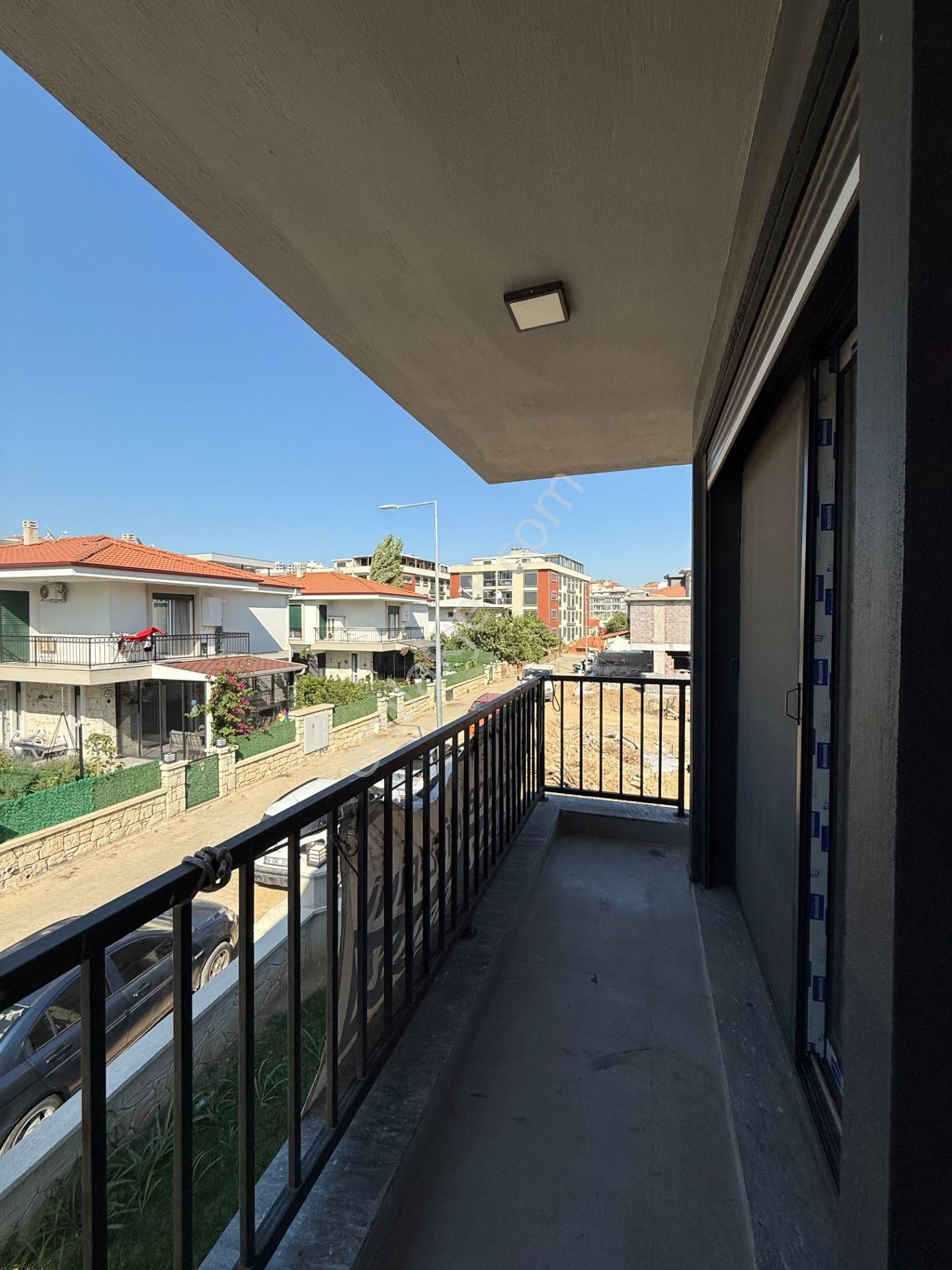 Seferihisar Çolakibrahimbey Mahallesi’nde Merkezi Konumda Satılık Villa - Görsel 31