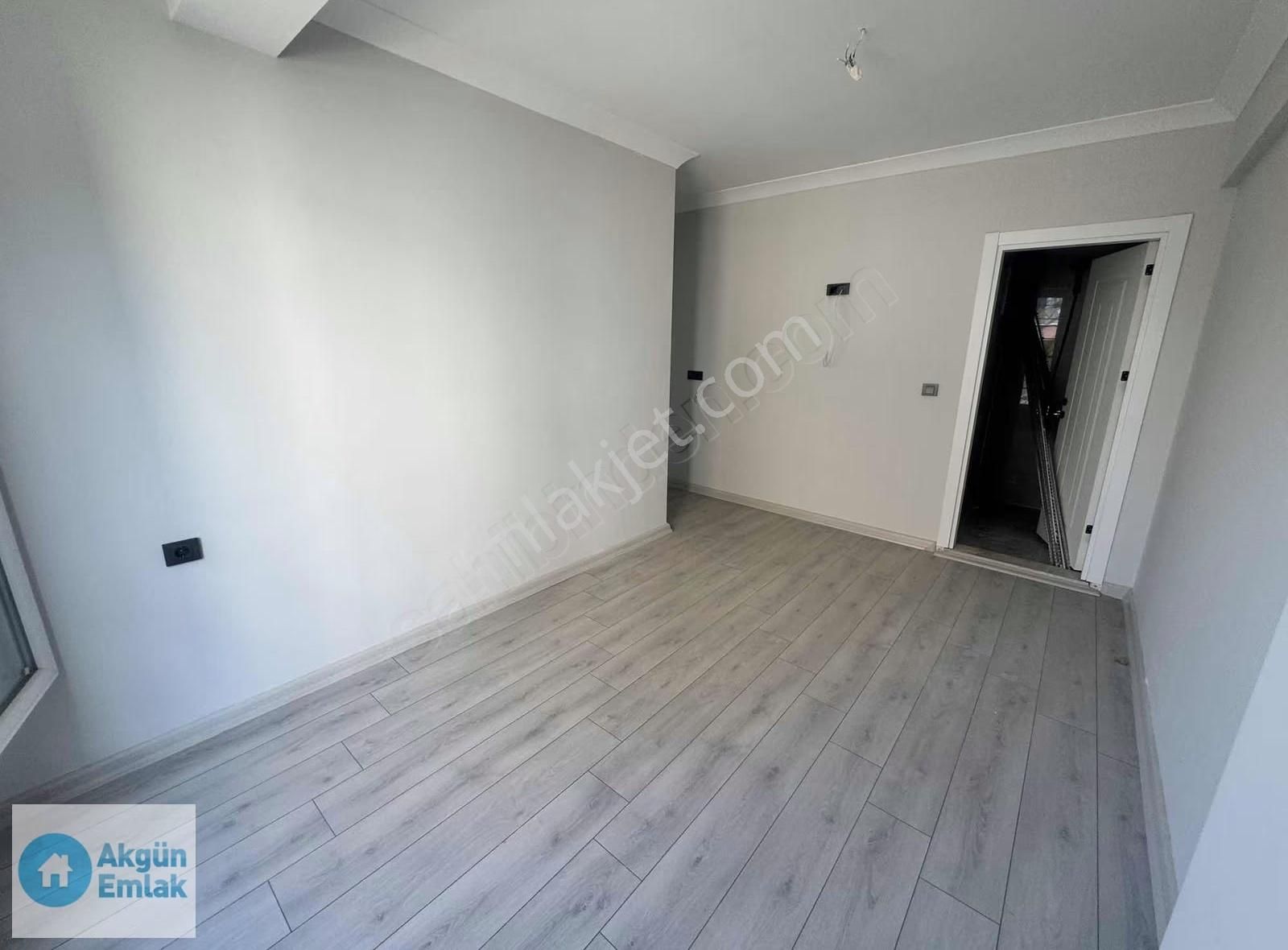 Hürriyet Mahallesi Özel Doğuş Hastanesi Yakını 90 M2 2+1 Daire - Görsel 6