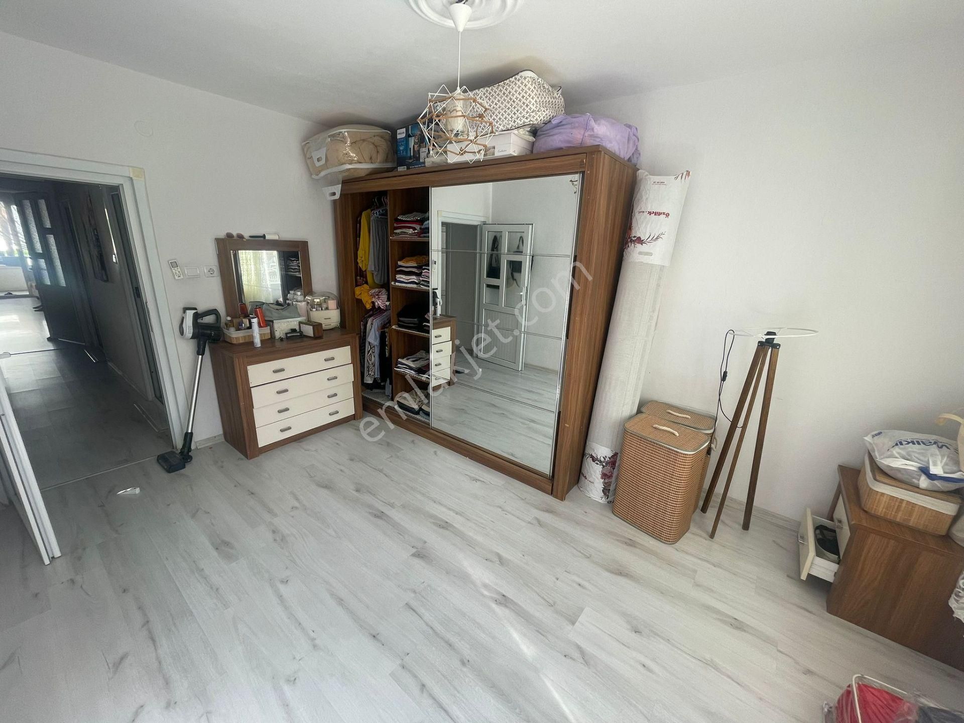 Karınca'dan Deniz Mh'de Geniş Oturum, Havuzlu 2+1 Satılık!! - Görsel 7