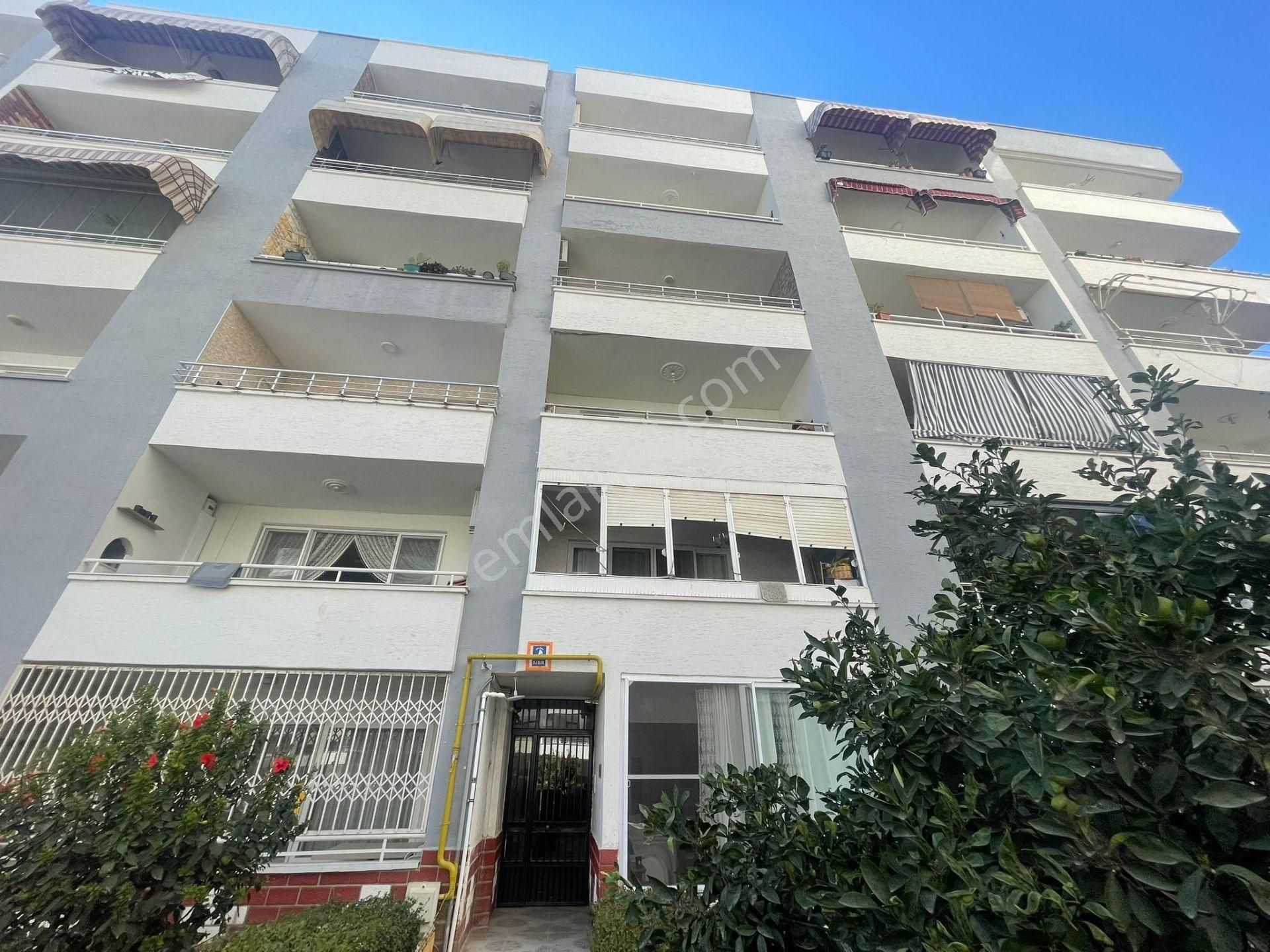 Karınca'dan Deniz Mh'de Geniş Oturum, Havuzlu 2+1 Satılık!! - Görsel 4