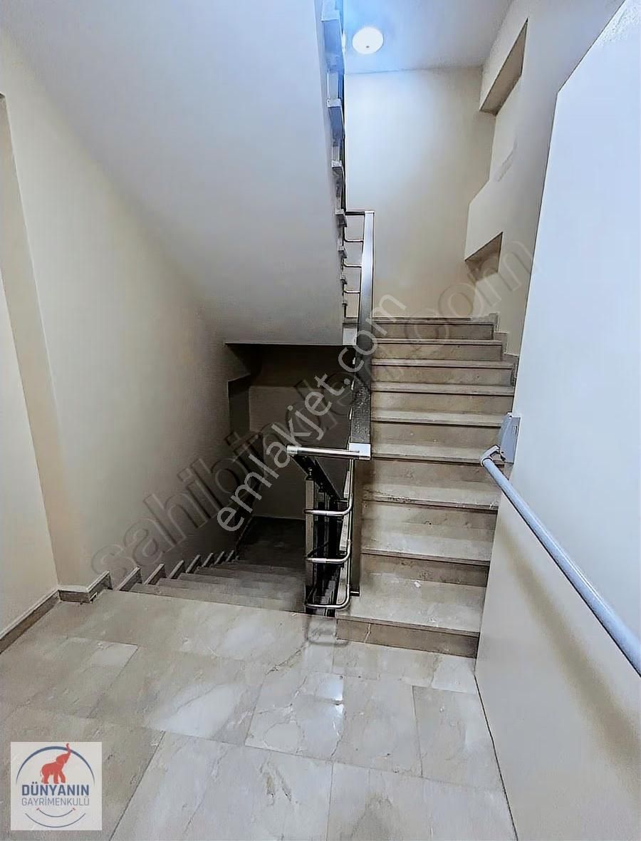 Fenerbahçe Sahilde Lüks Sitede Deniz Manzarlı 4+1 Satılık Daire - Görsel 3