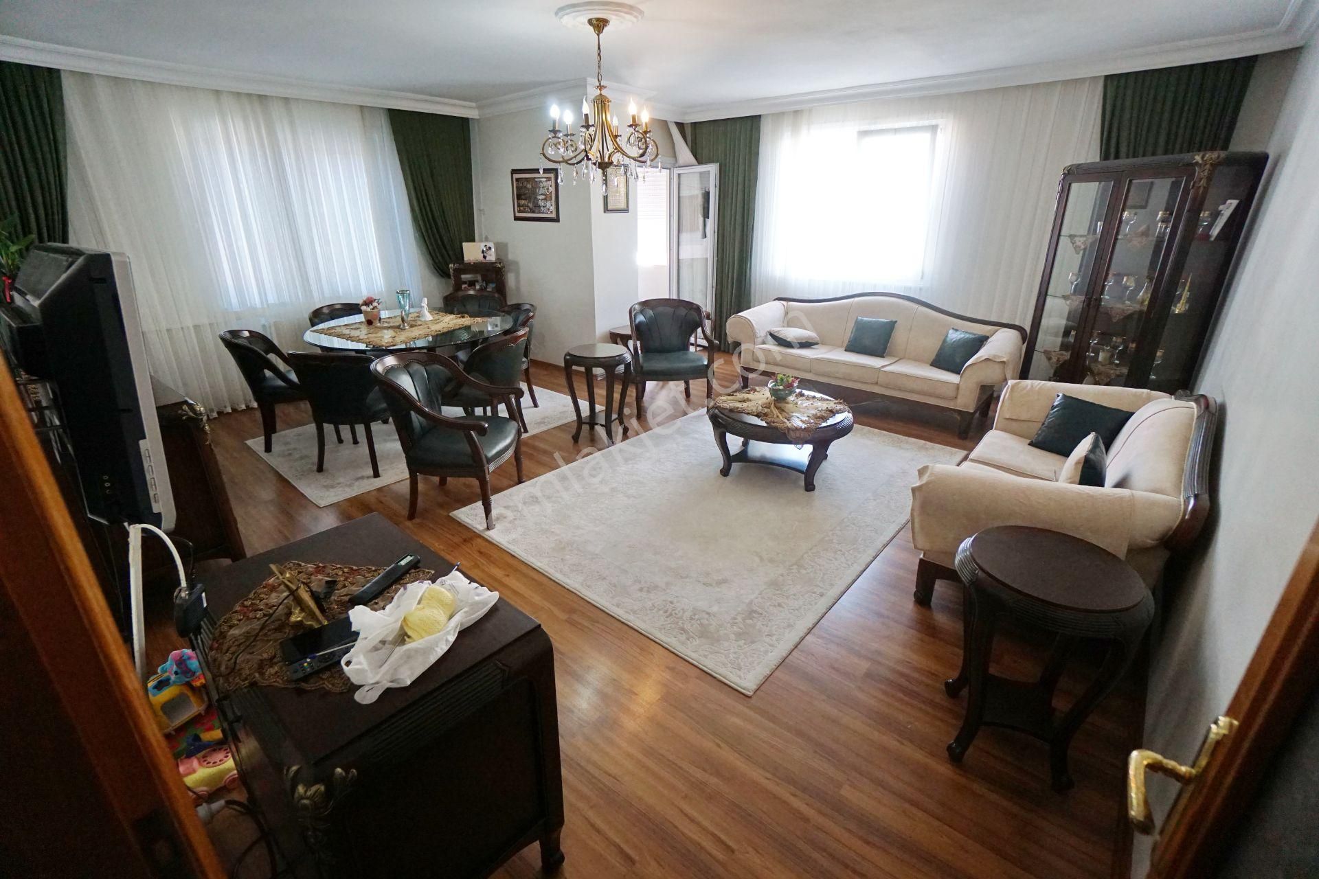 Meral R1832 Cennet Mh Hürriyet Cd Asansörlü Çok Geniş 3+1 Arakat