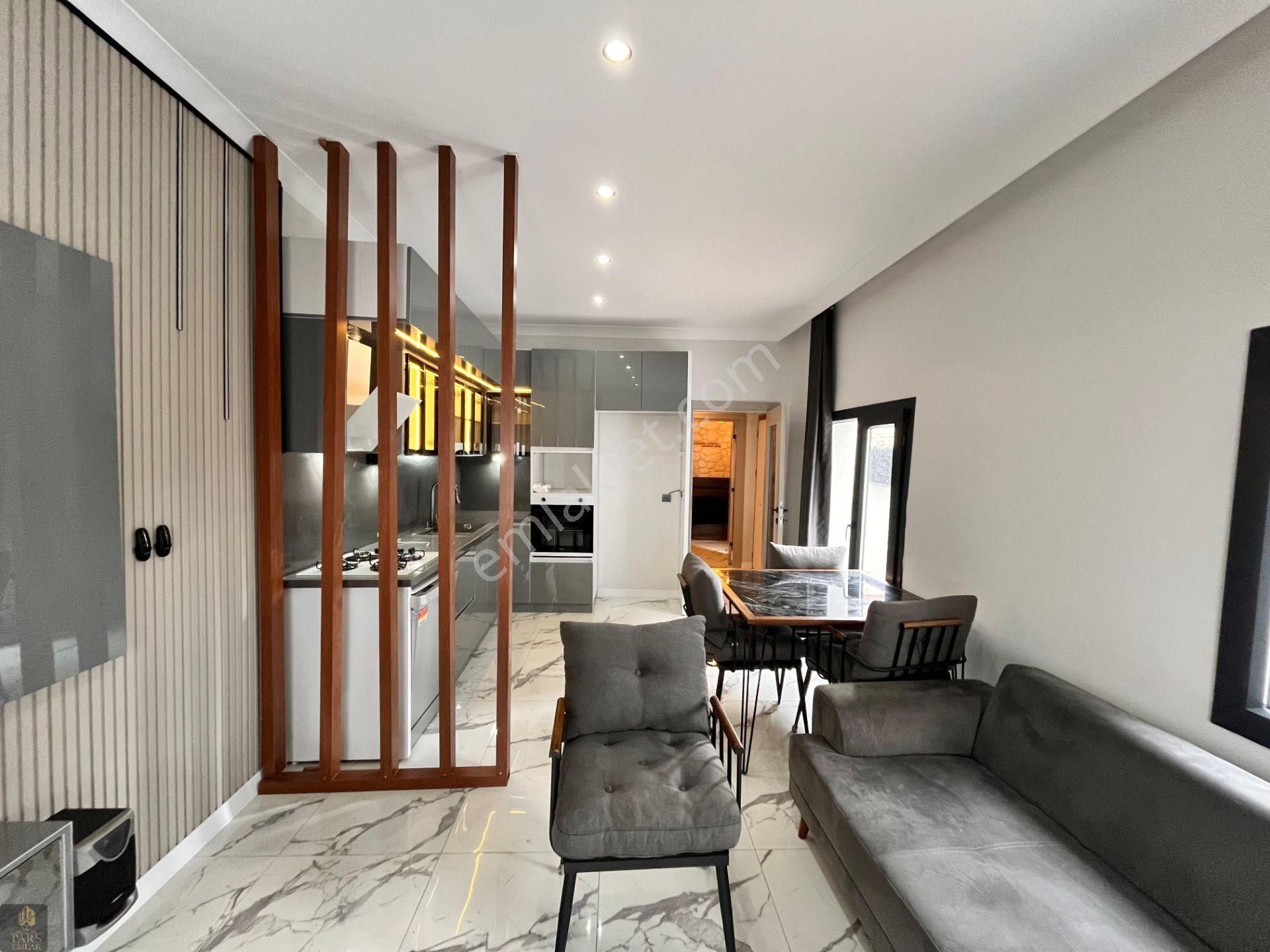 Parstan Kızılkeçilide Doğayla İç İçe Modern 1+1 Müstakil Ev - Görsel 23